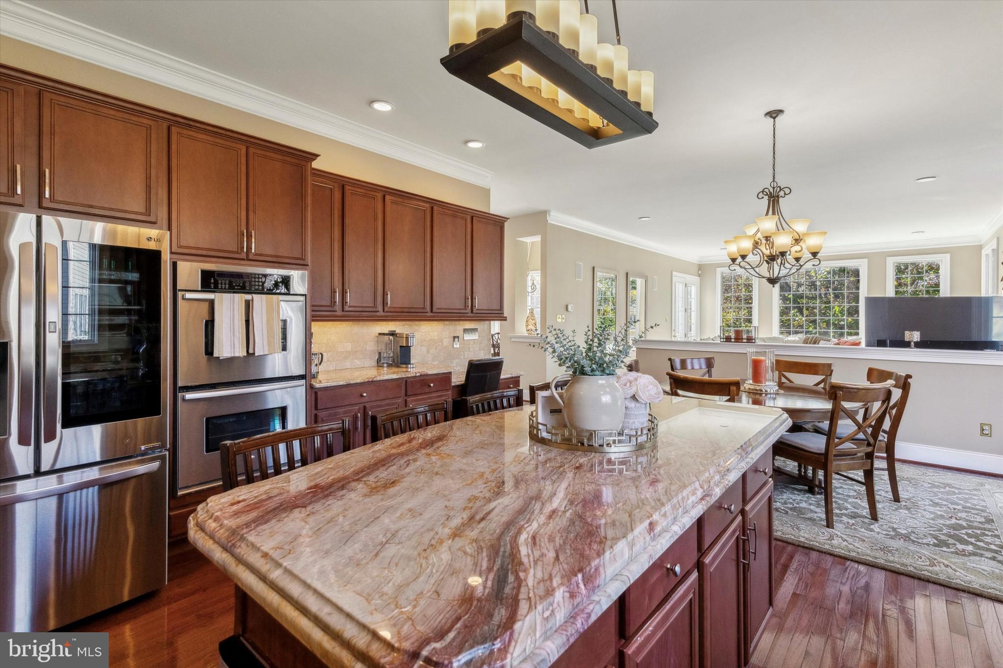 1476 E STONINGTON DRIVE