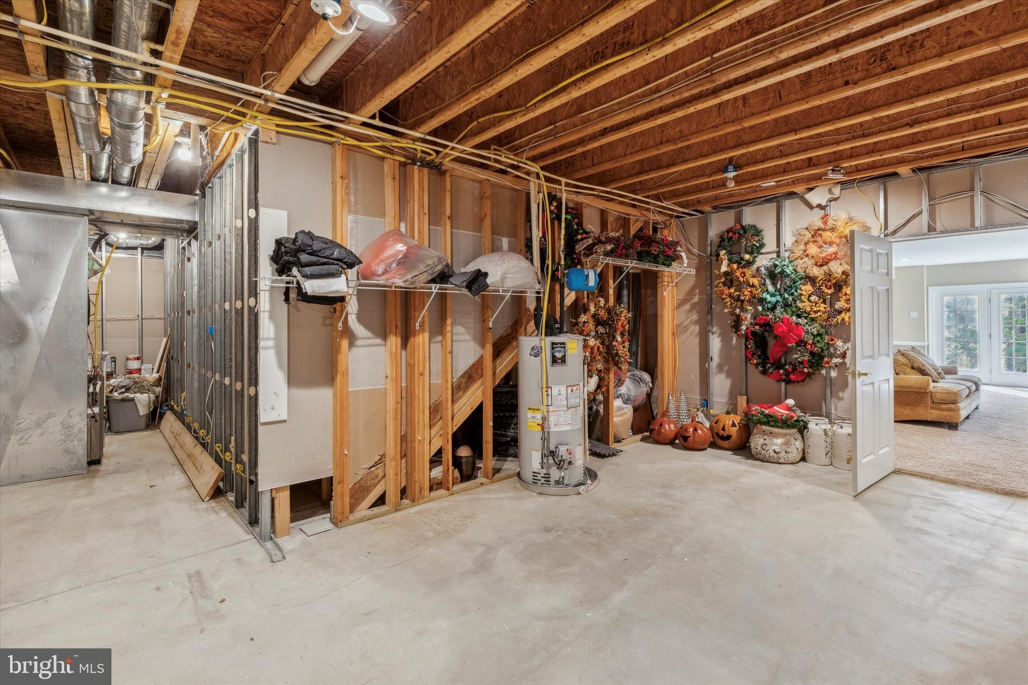 1476 E STONINGTON DRIVE