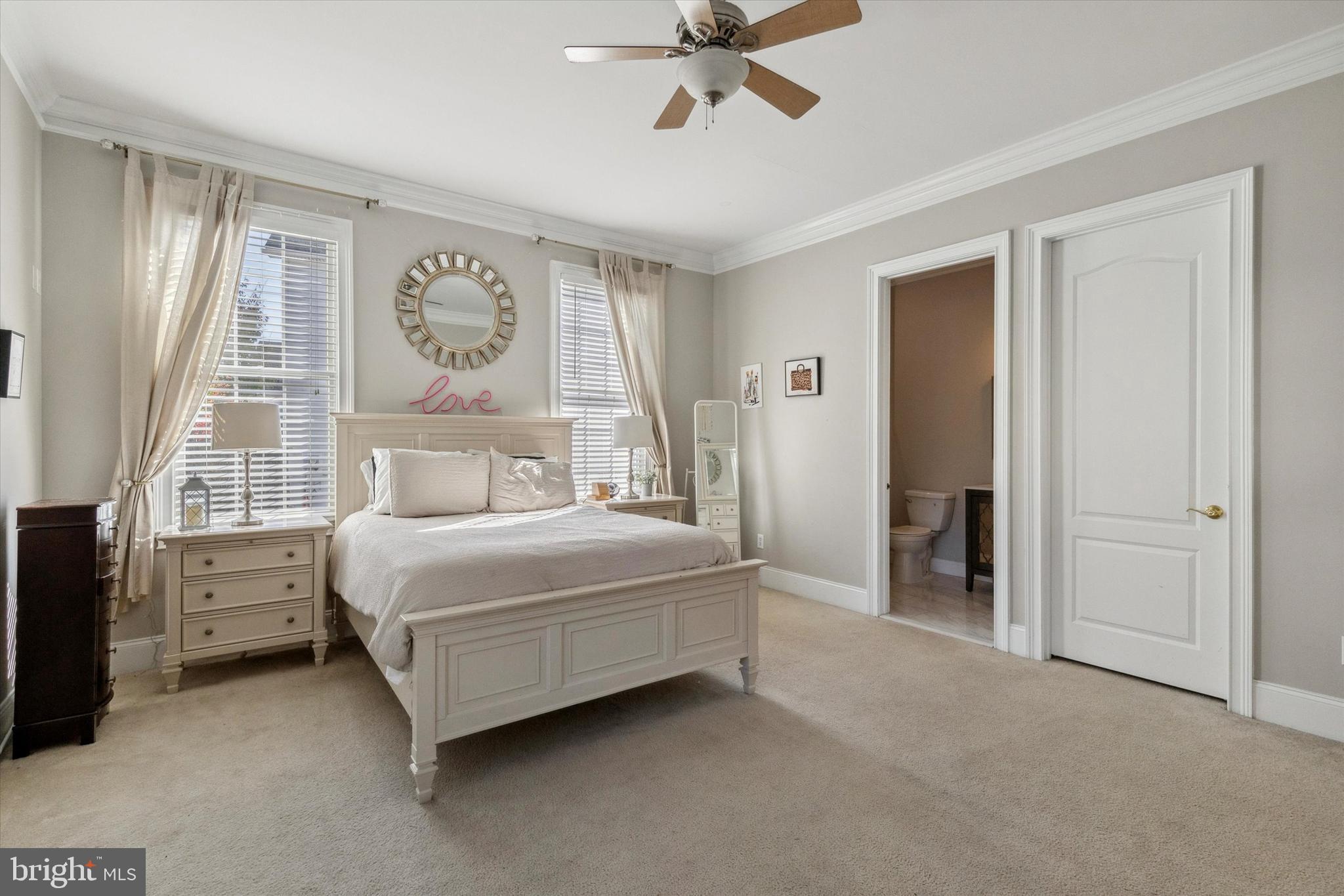 1476 E STONINGTON DRIVE