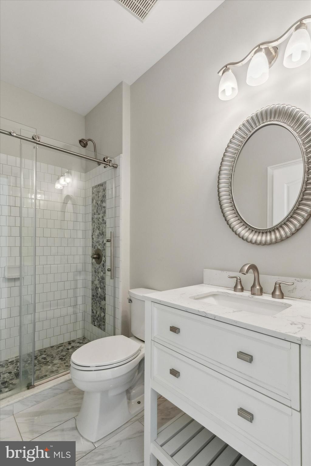 1476 E STONINGTON DRIVE