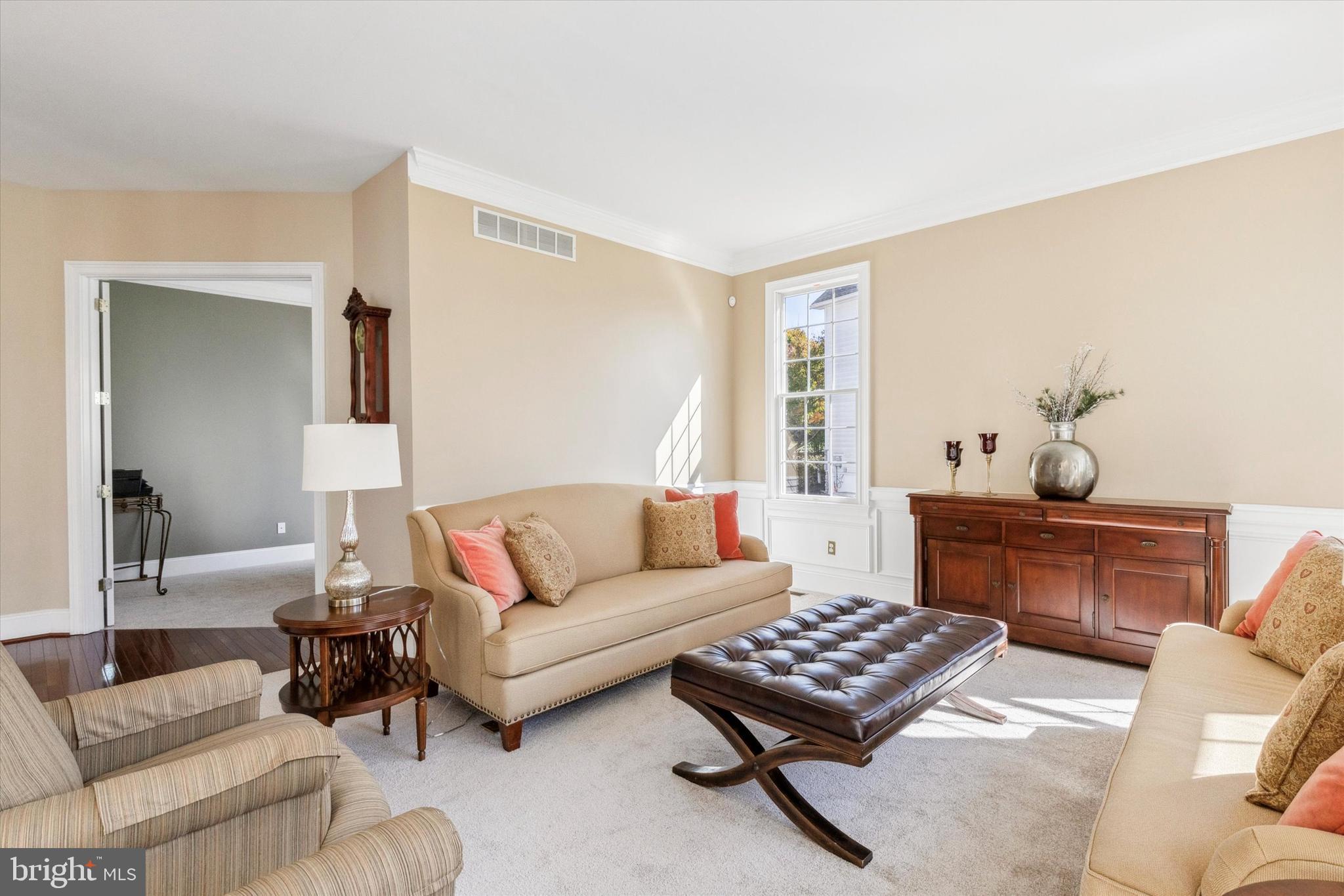 1476 E STONINGTON DRIVE