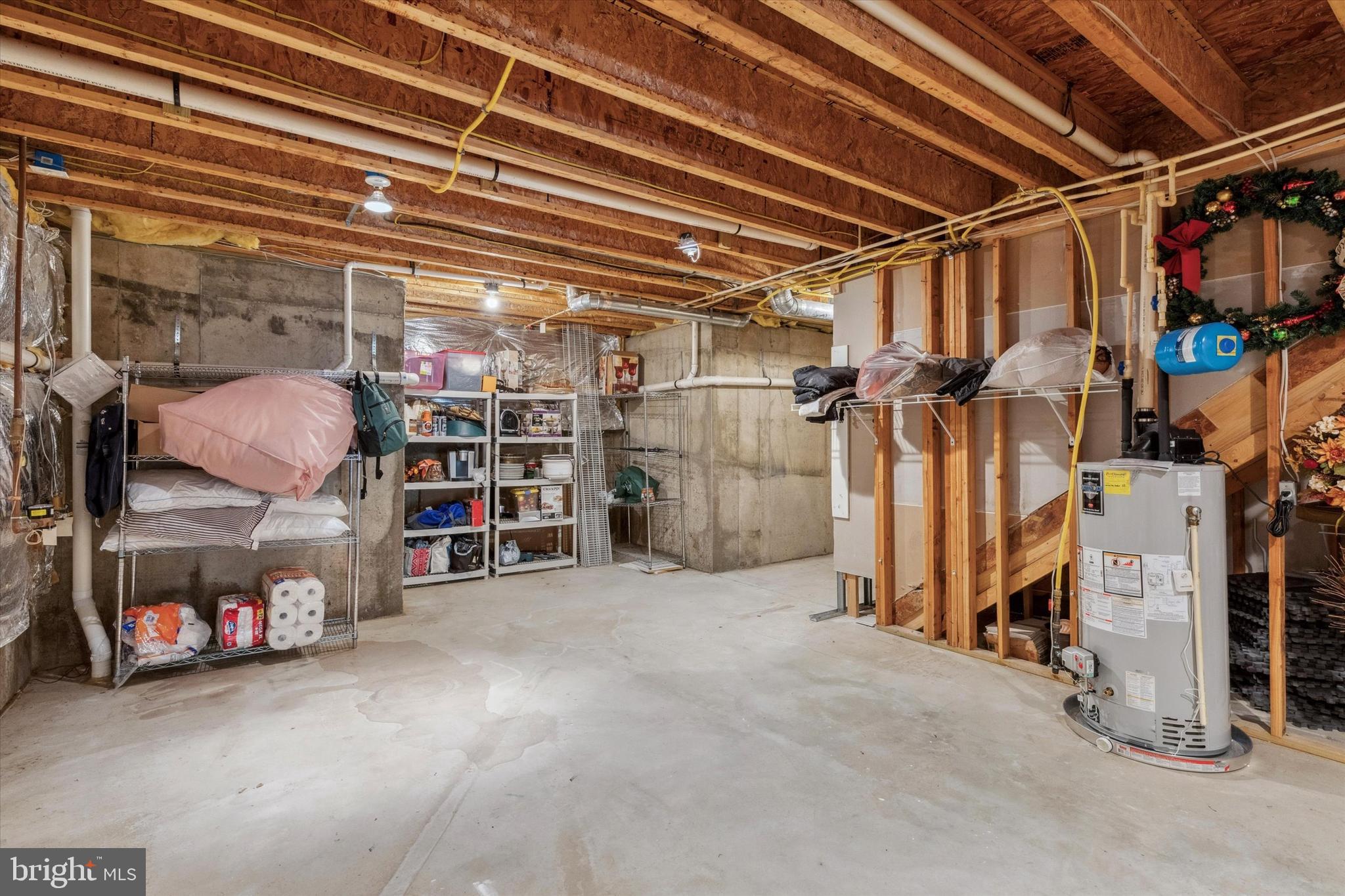 1476 E STONINGTON DRIVE