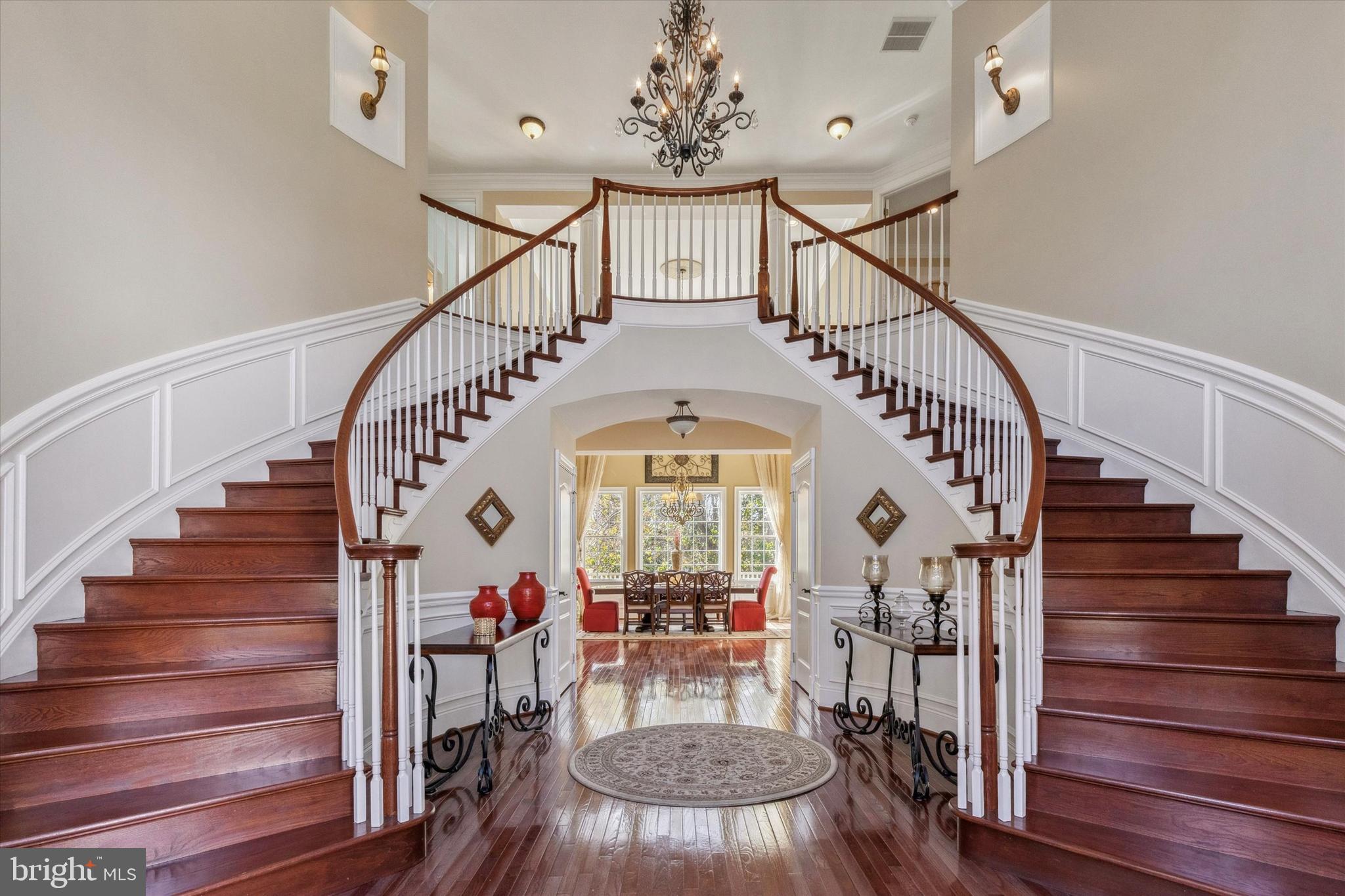 1476 E STONINGTON DRIVE