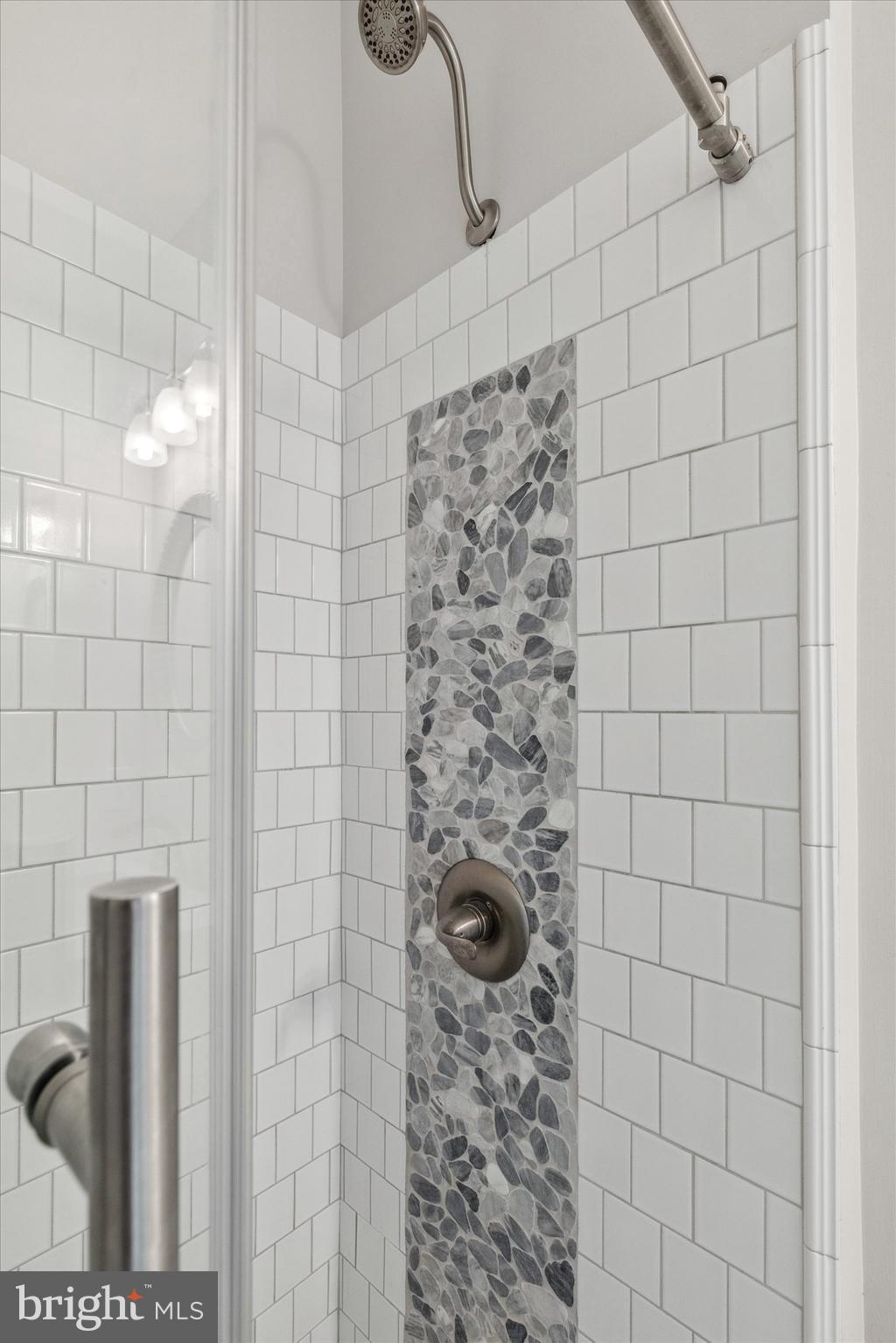 1476 E STONINGTON DRIVE