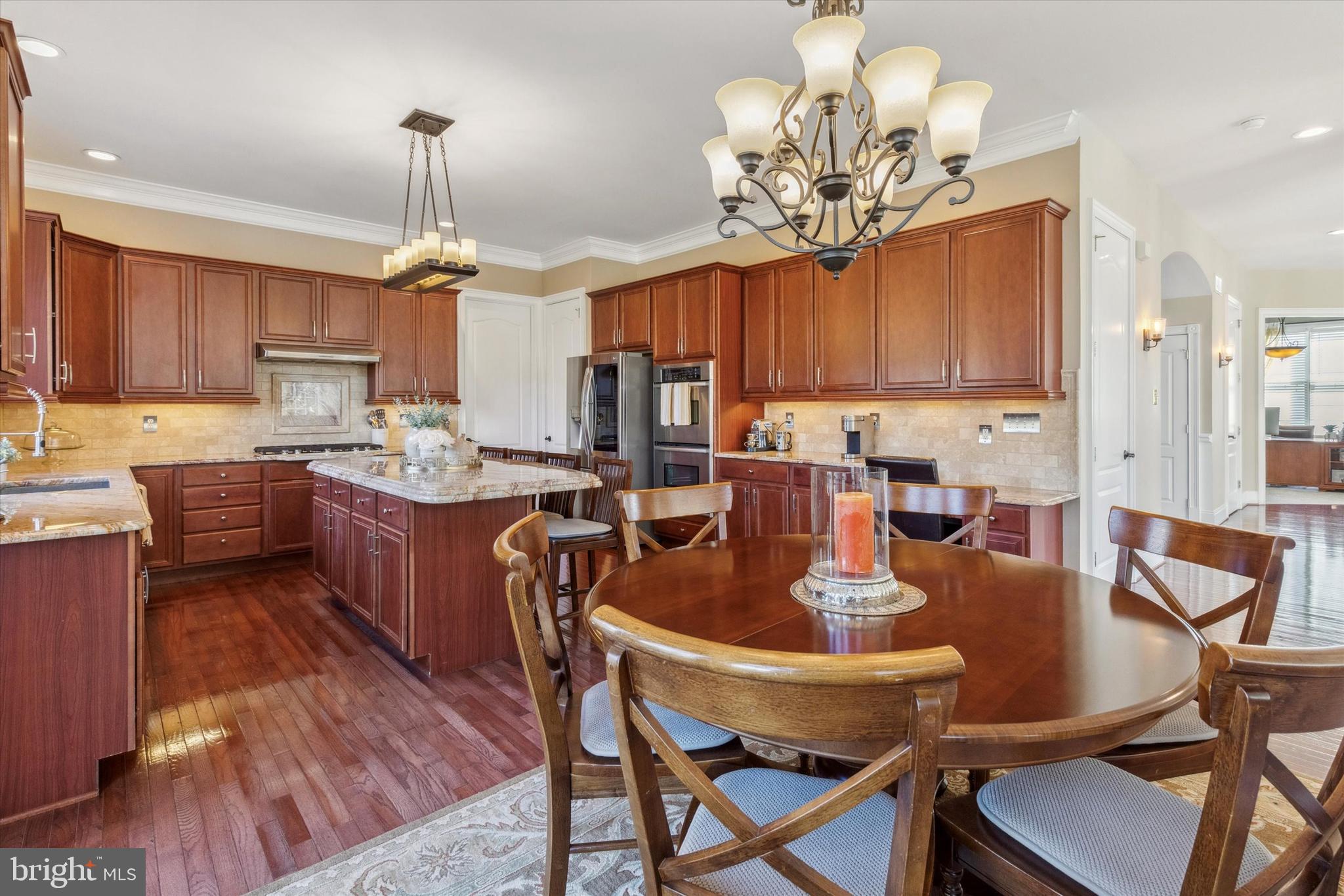 1476 E STONINGTON DRIVE