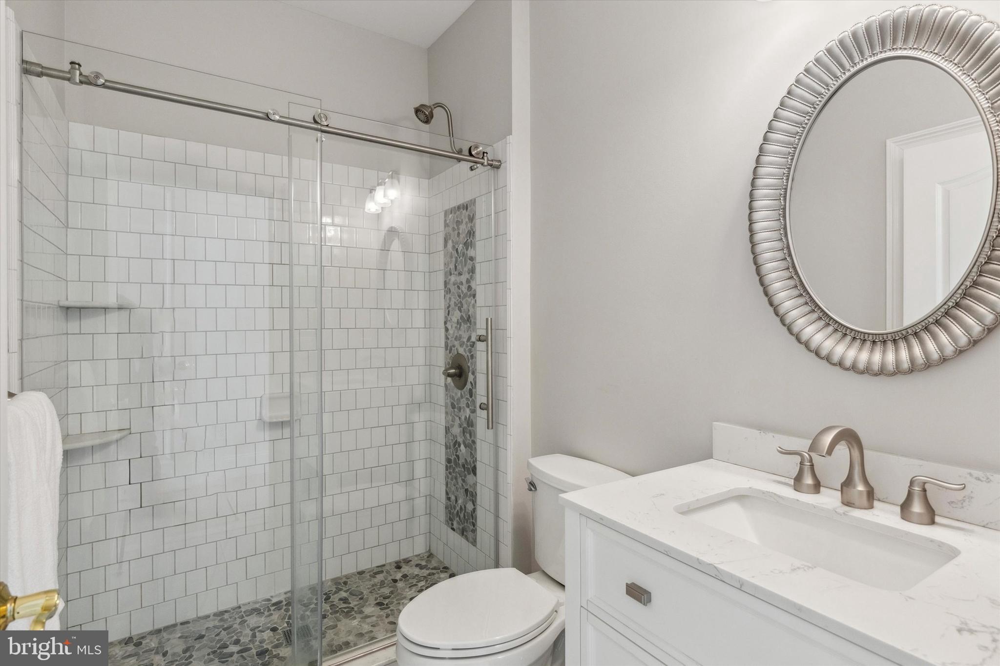 1476 E STONINGTON DRIVE