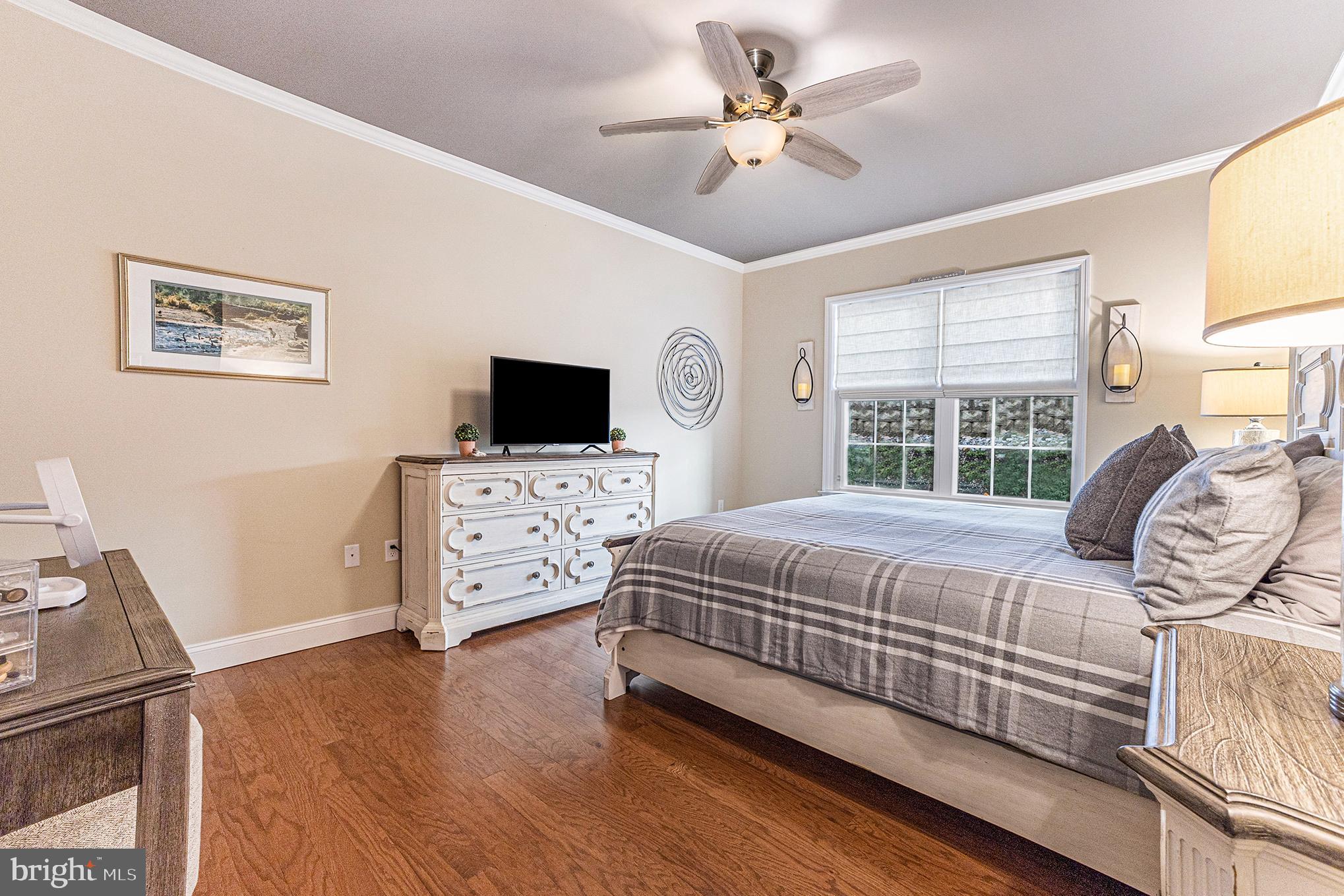 1259 S RED MAPLE WAY