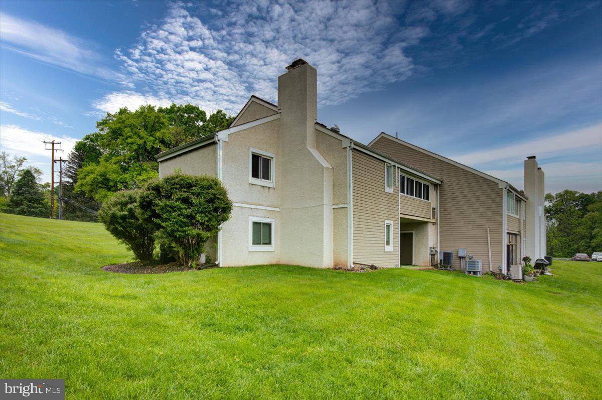 102 HARVEST LANE