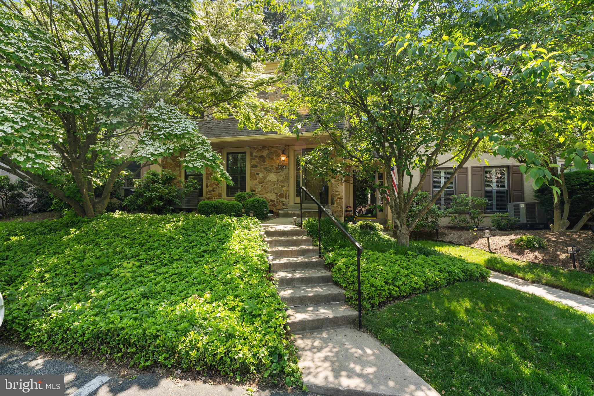 1804 WEATHERSTONE DRIVE