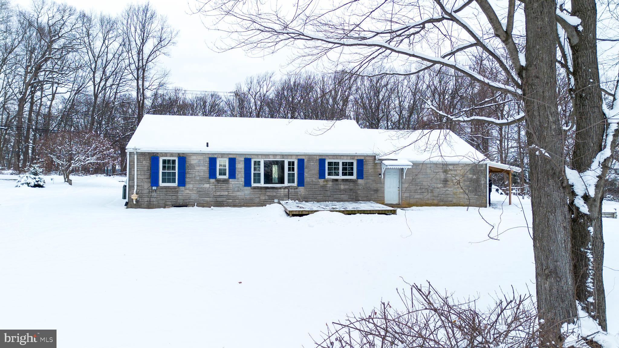 2428 E KINGS HIGHWAY