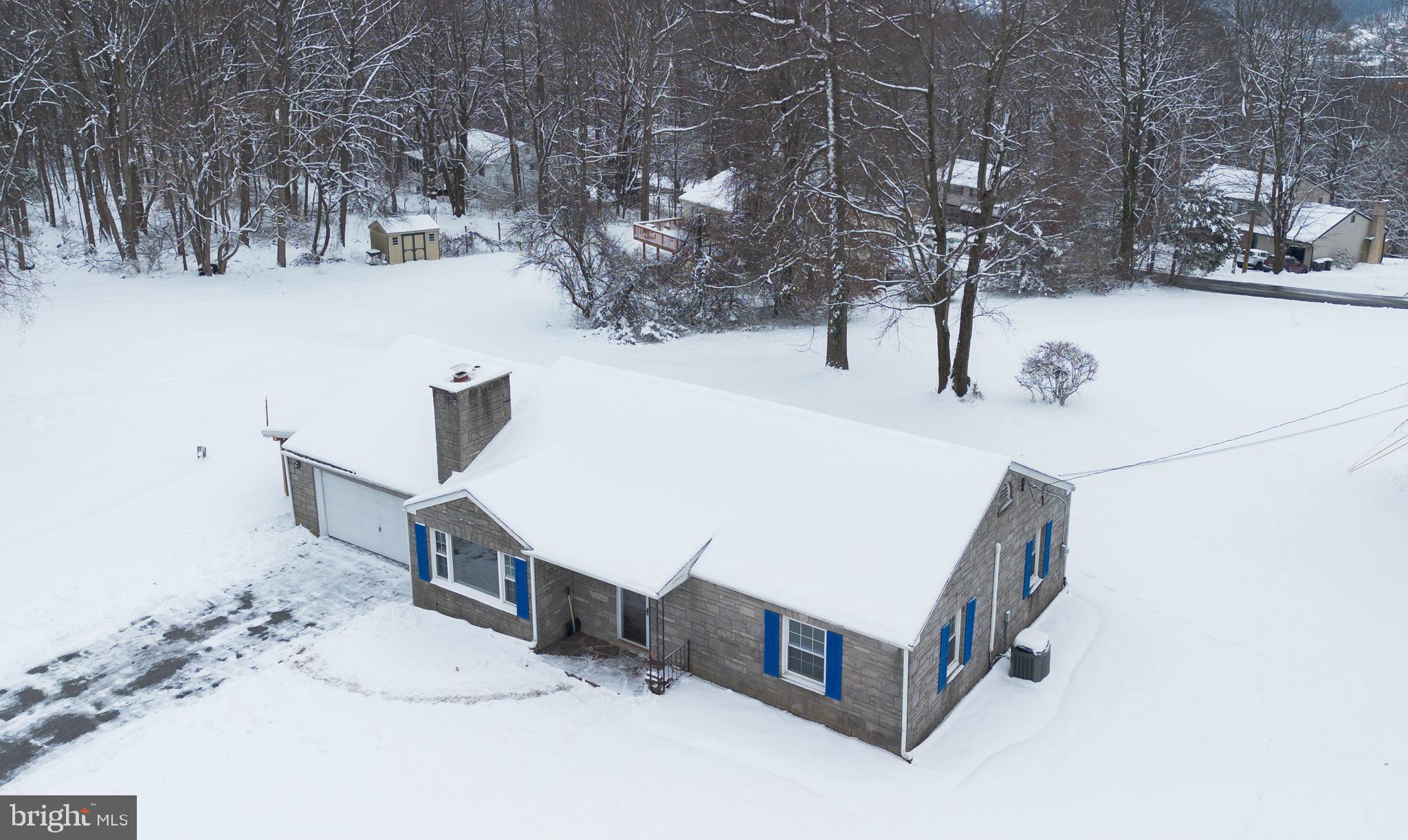 2428 E KINGS HIGHWAY