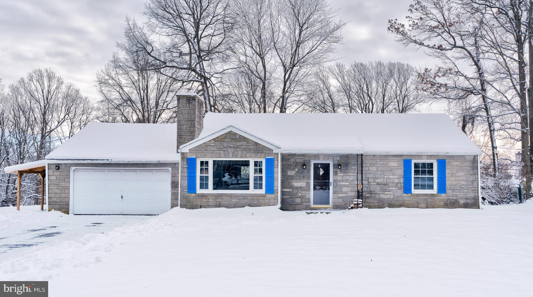 2428 E KINGS HIGHWAY