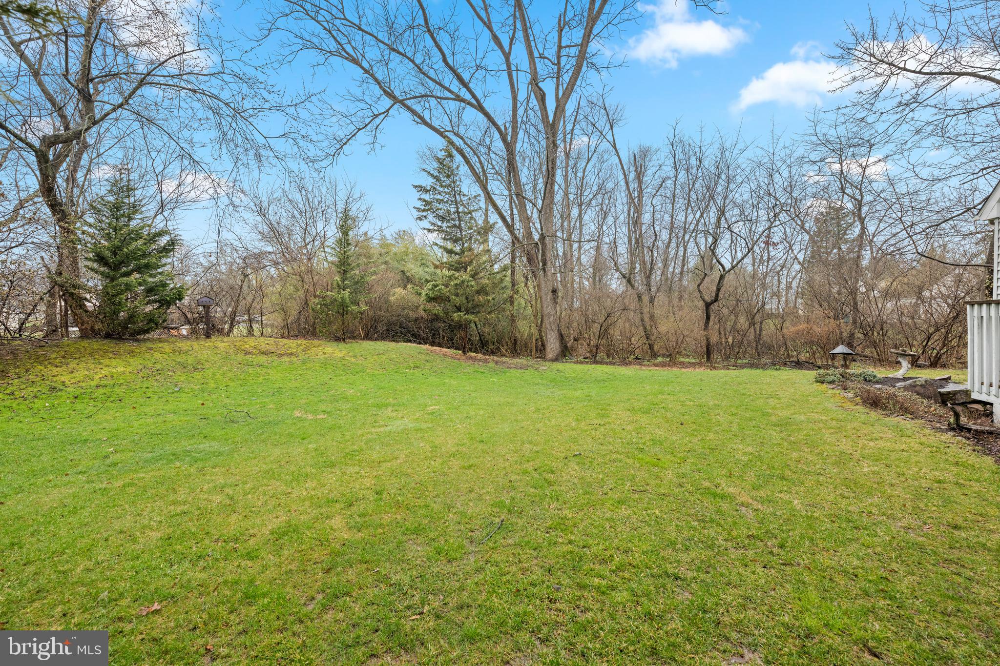 300 OLD BARN CIRCLE