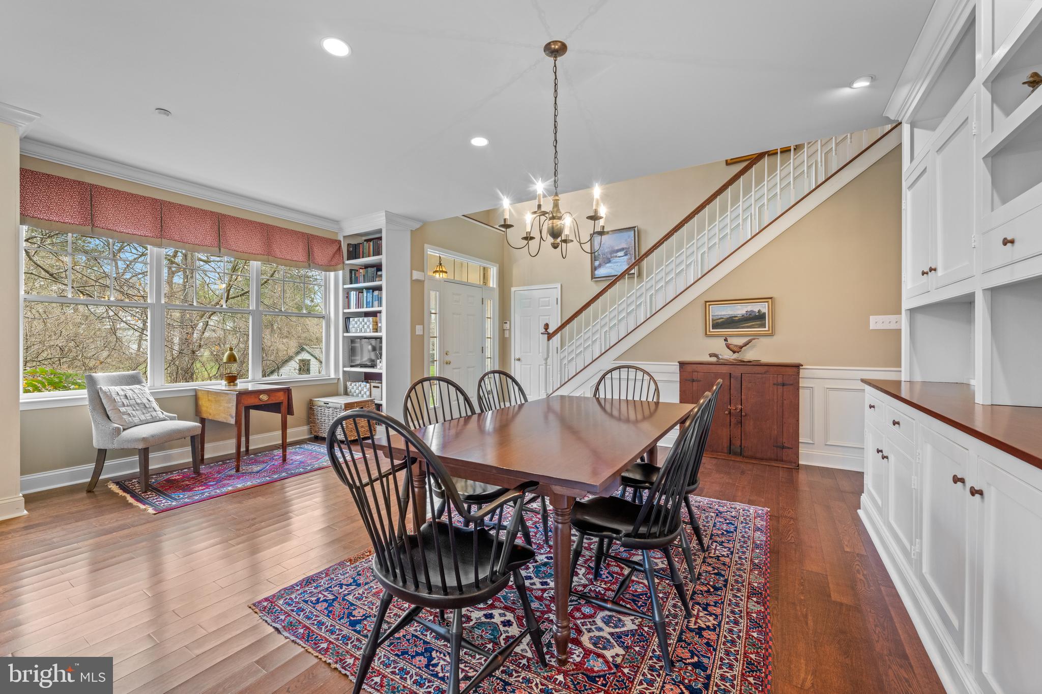 300 OLD BARN CIRCLE