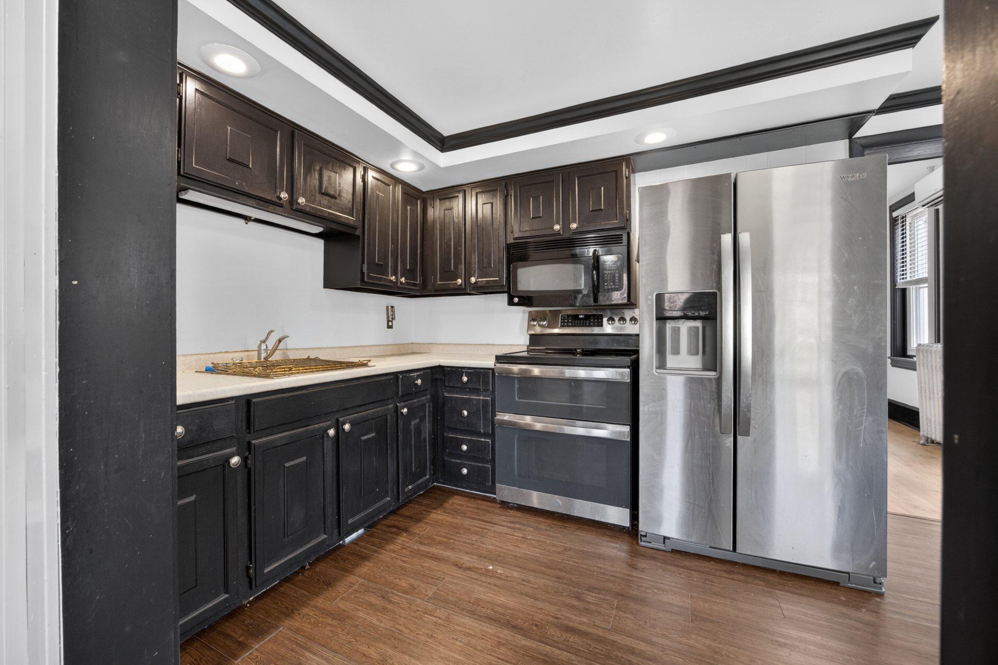 321 WALNUT STREET