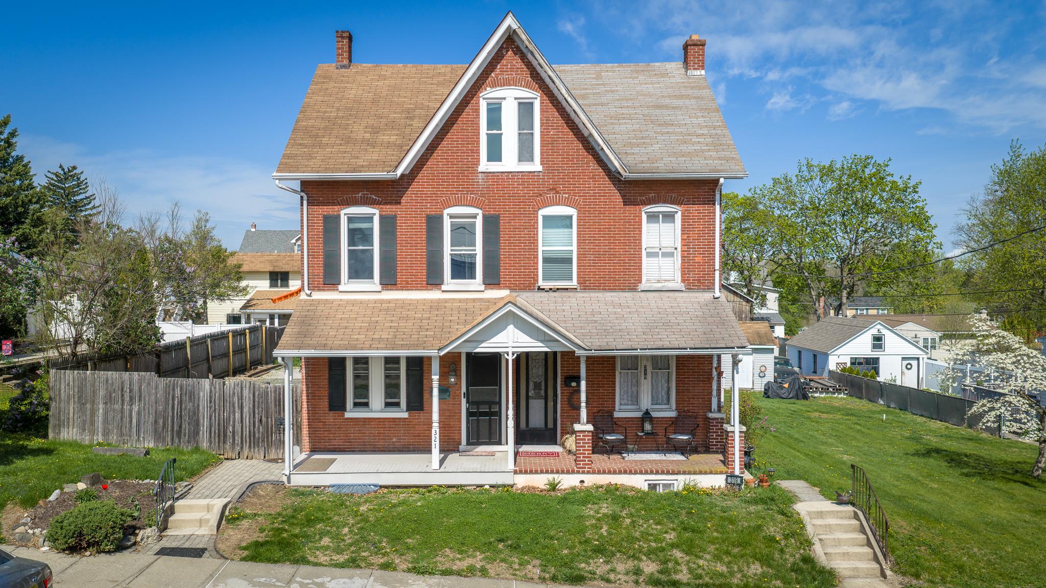 321 WALNUT STREET