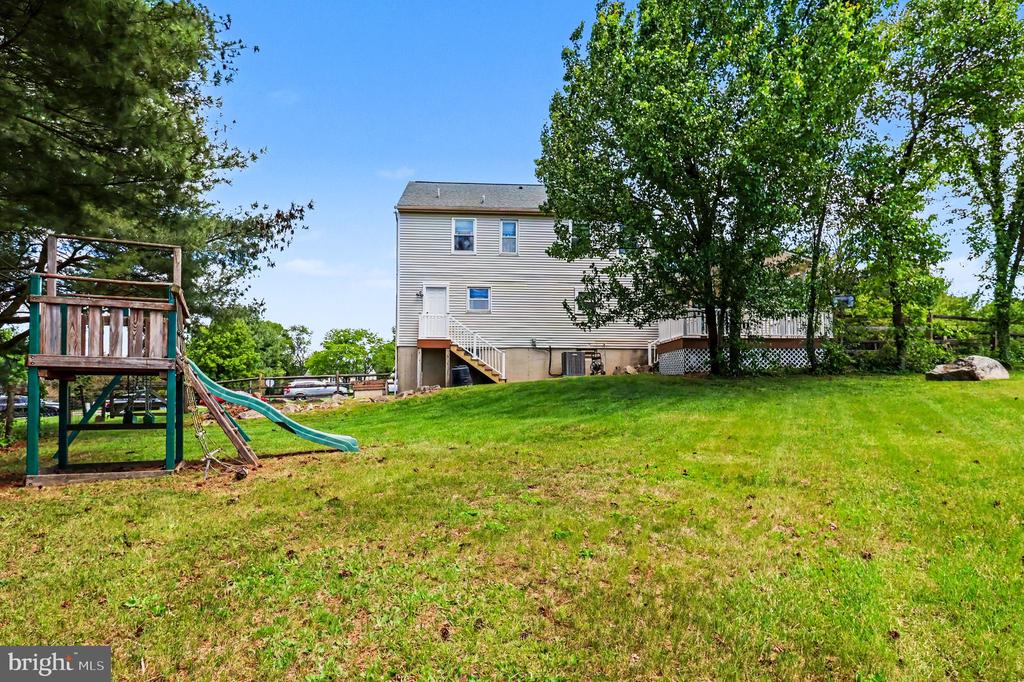 102 HEATHER HILL DRIVE