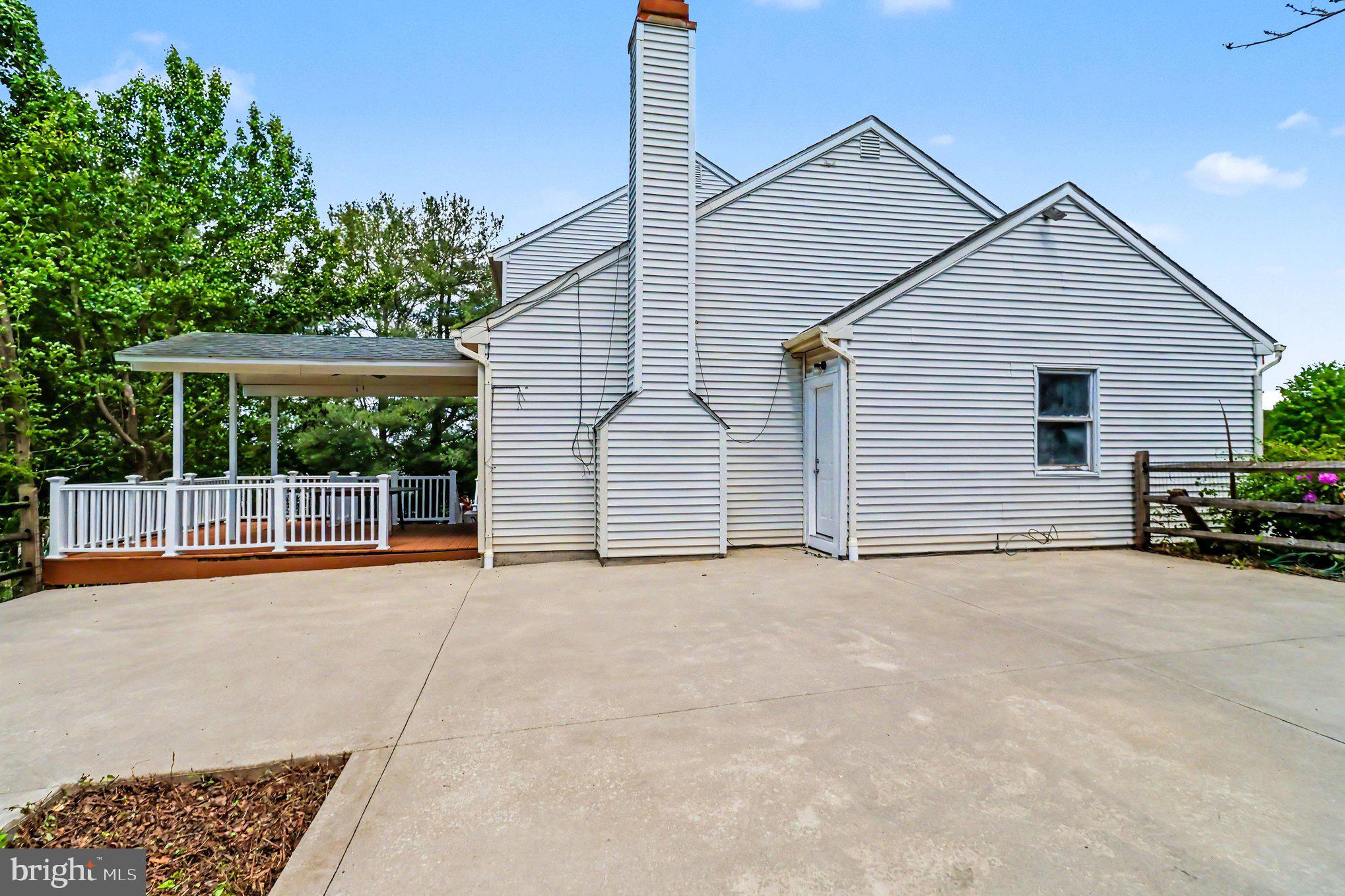 102 HEATHER HILL DRIVE