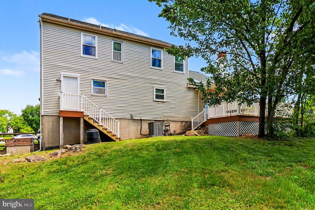 102 HEATHER HILL DRIVE