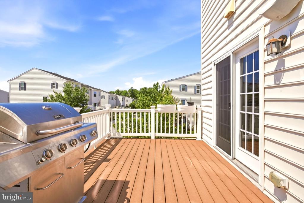 214 ASHBURN ROAD Unit: 19