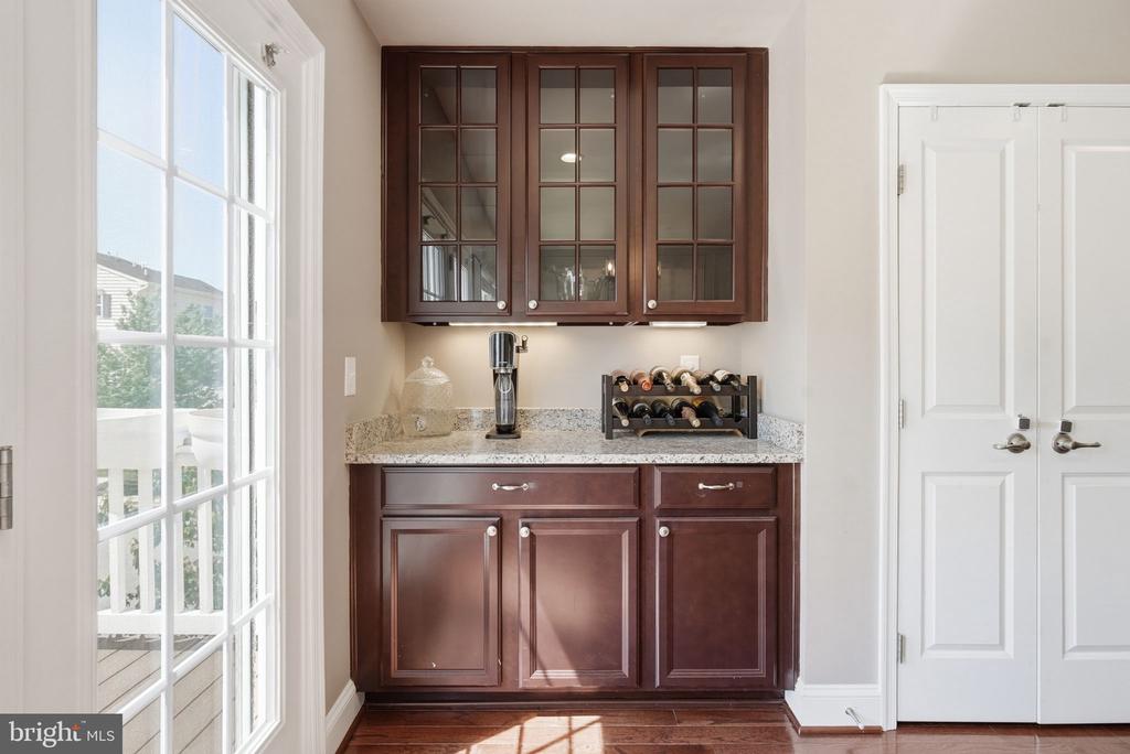 214 ASHBURN ROAD Unit: 19