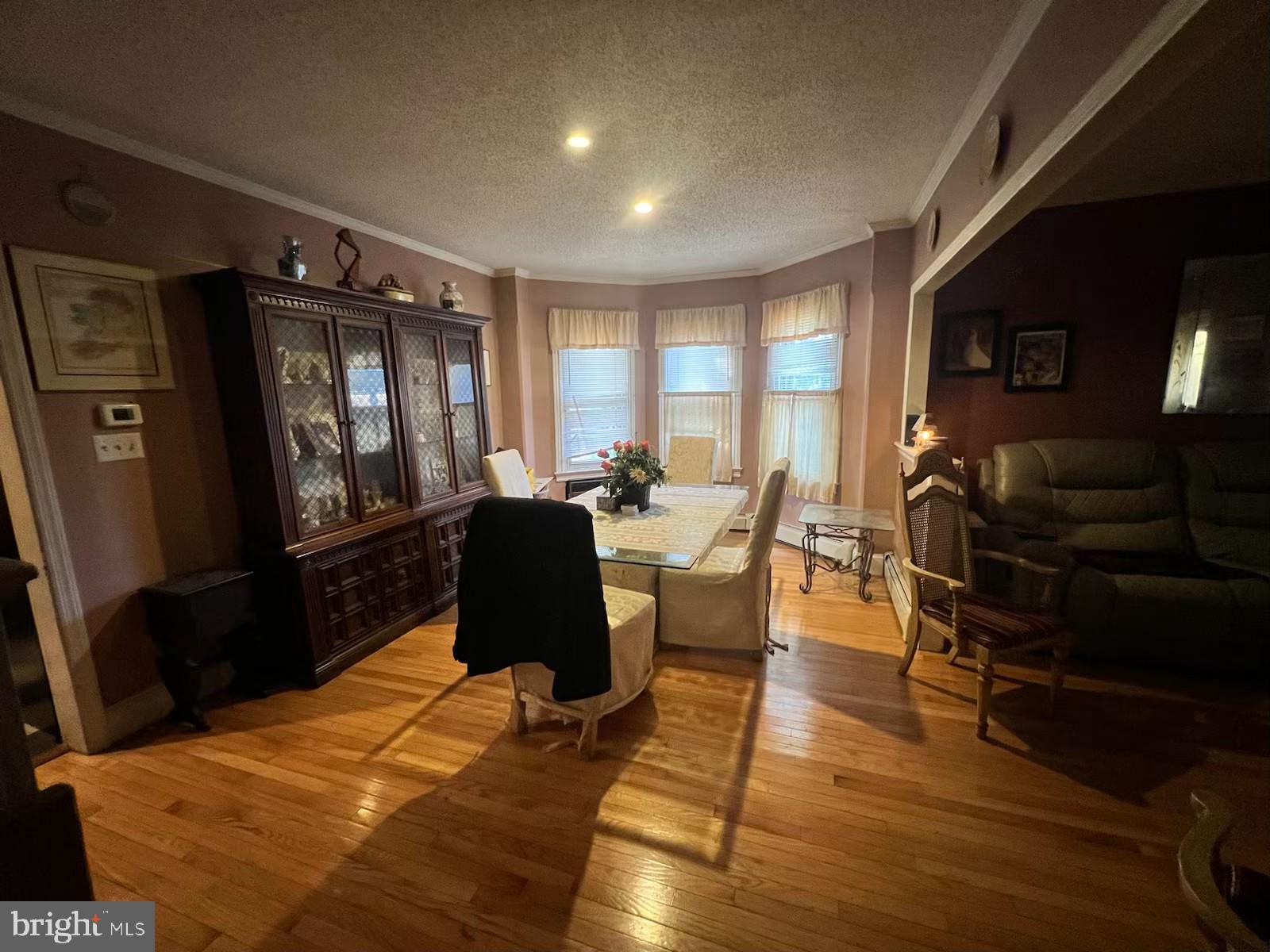 39 W MANOA ROAD