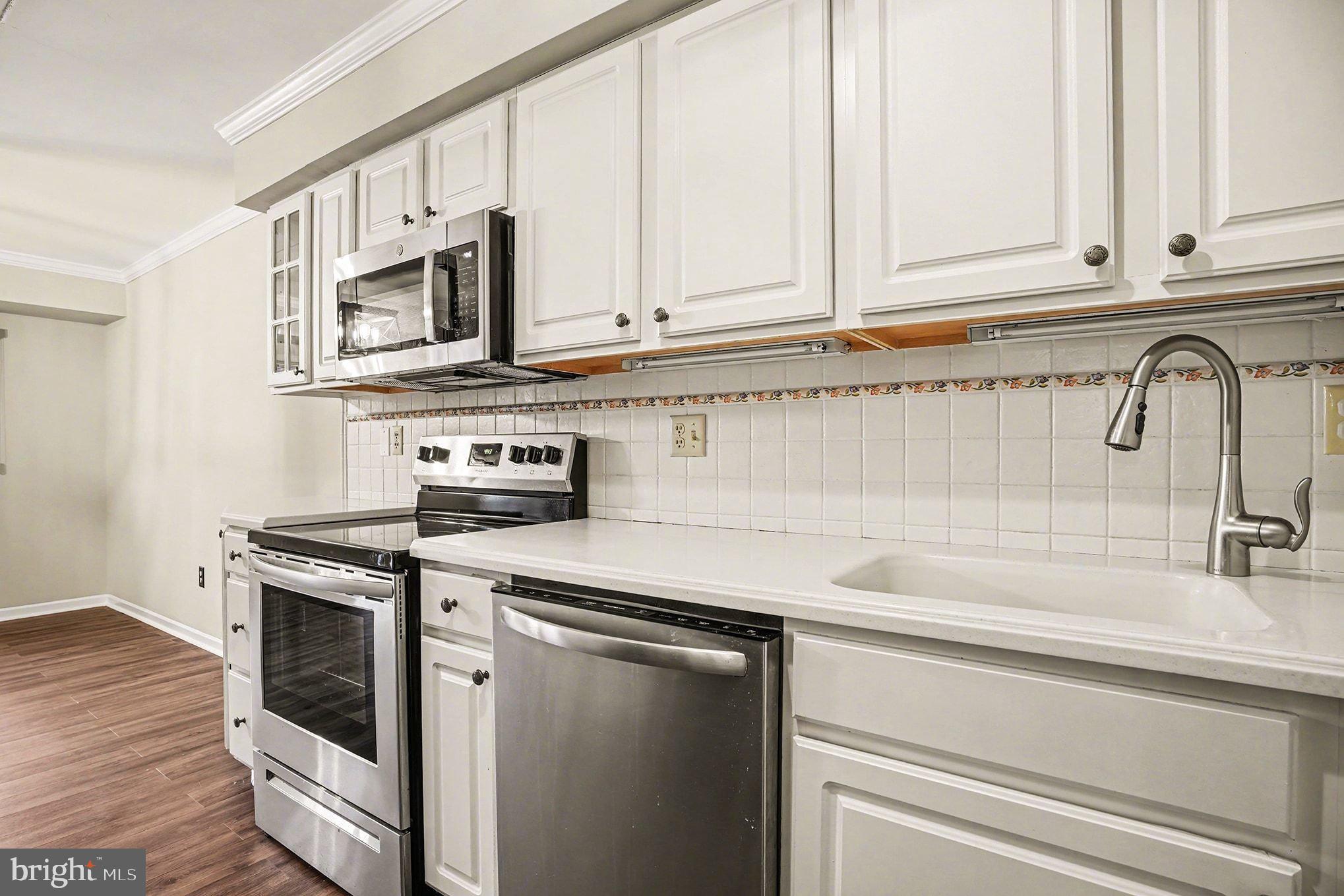 202A SUMMIT DRIVE 202A