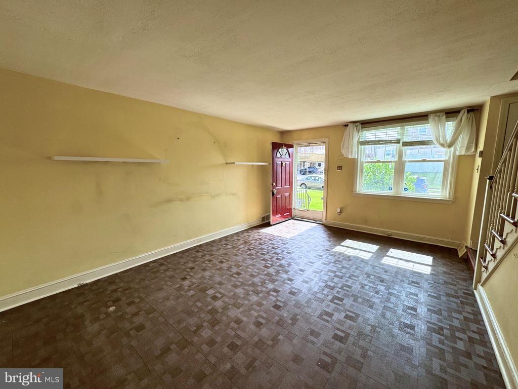 415 SEVEN OAKS DRIVE