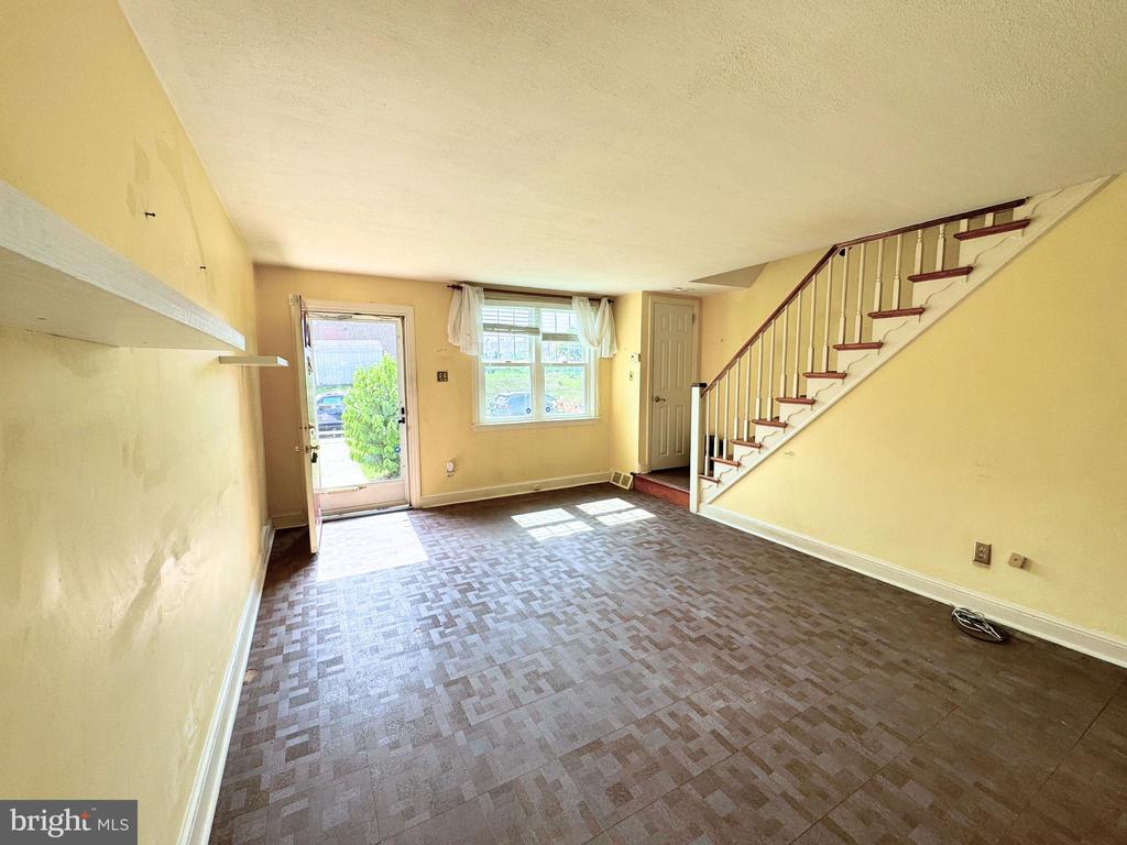 415 SEVEN OAKS DRIVE