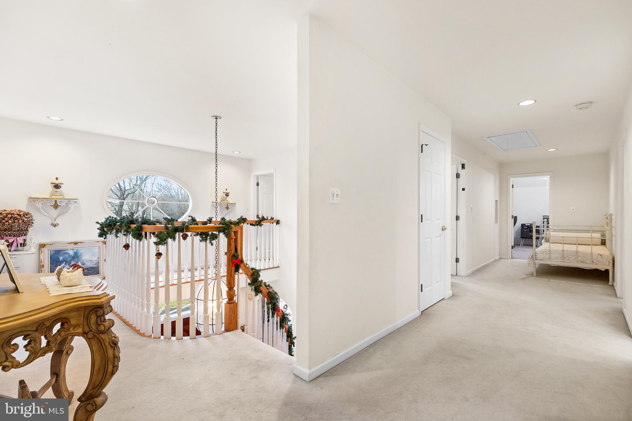 1537 JARRETTOWN ROAD