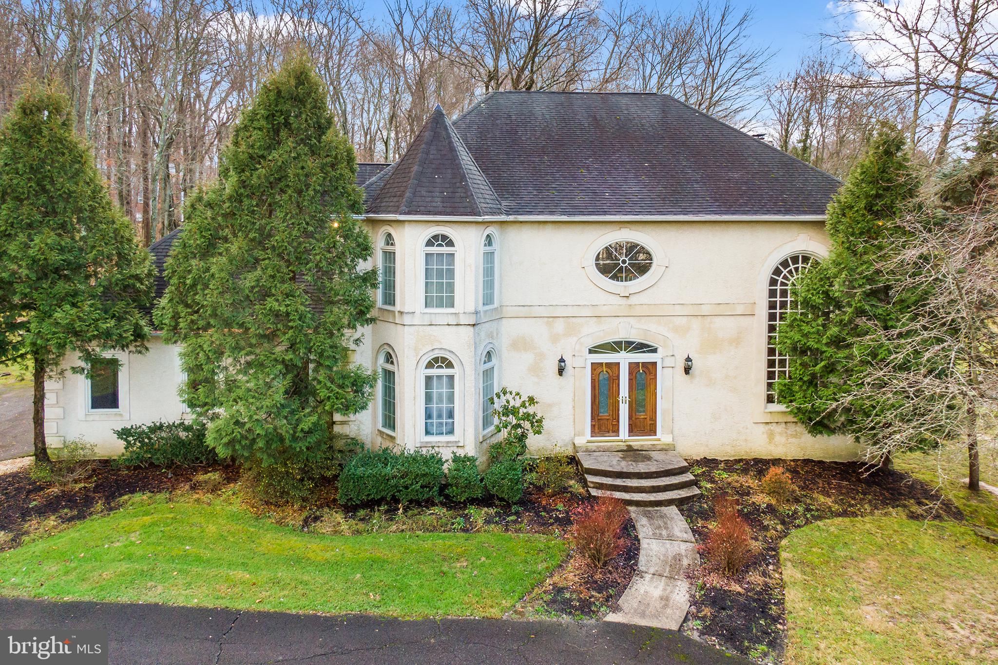 1537 JARRETTOWN ROAD