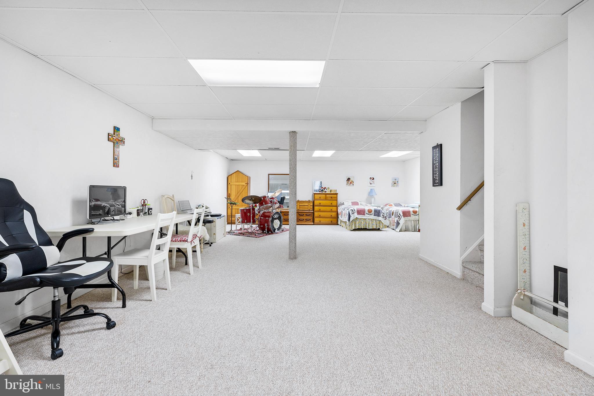 1537 JARRETTOWN ROAD