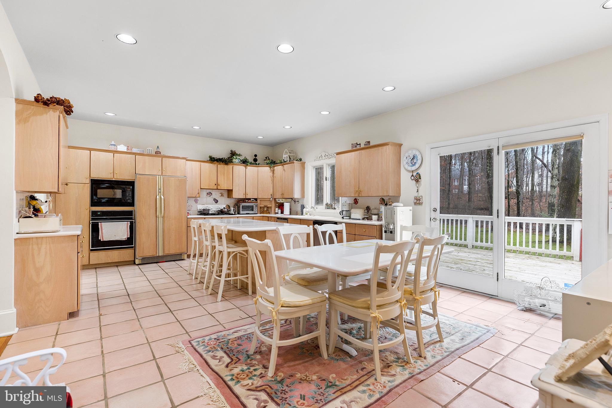 1537 JARRETTOWN ROAD