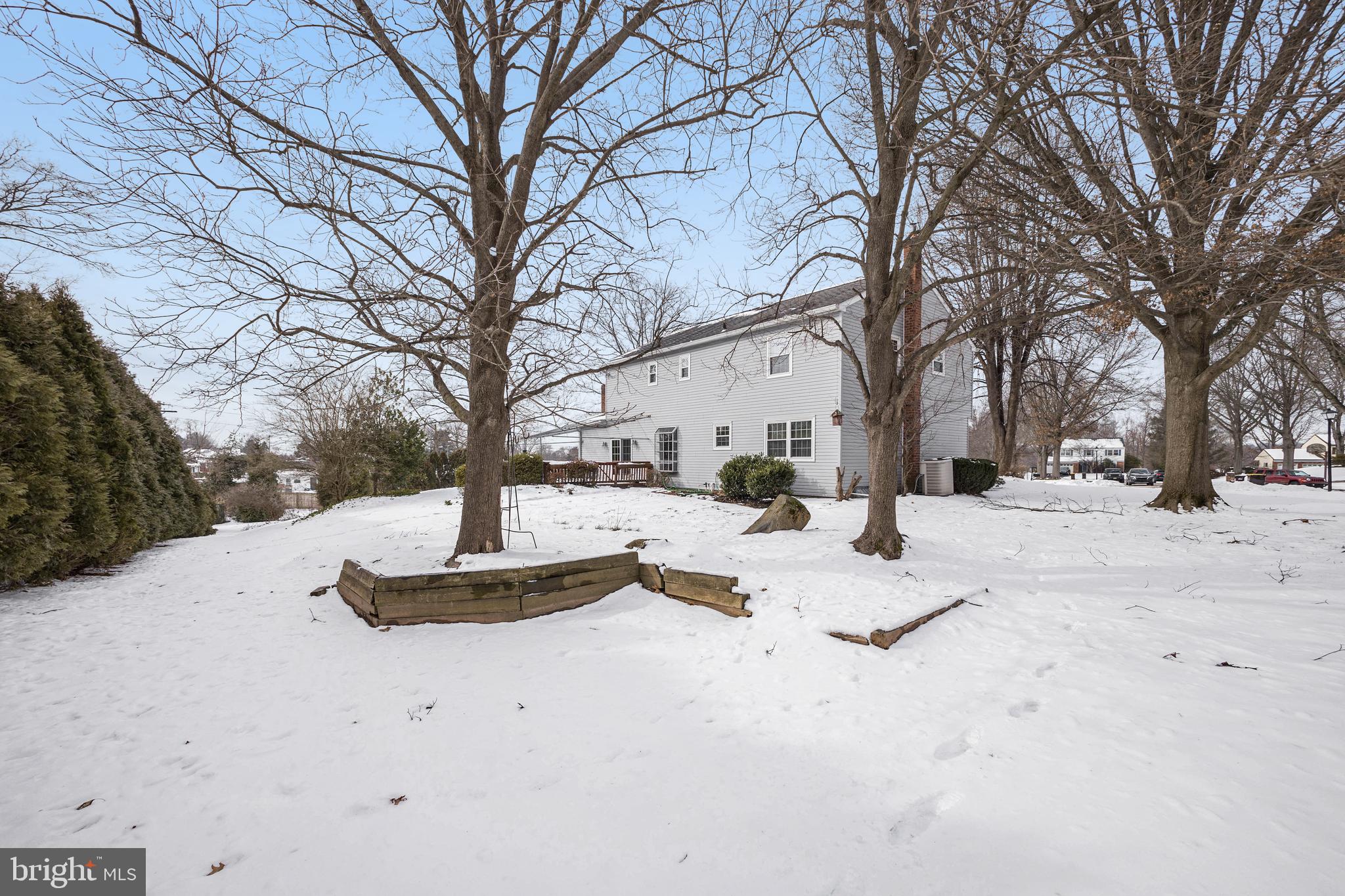 3205 CALN CIRCLE