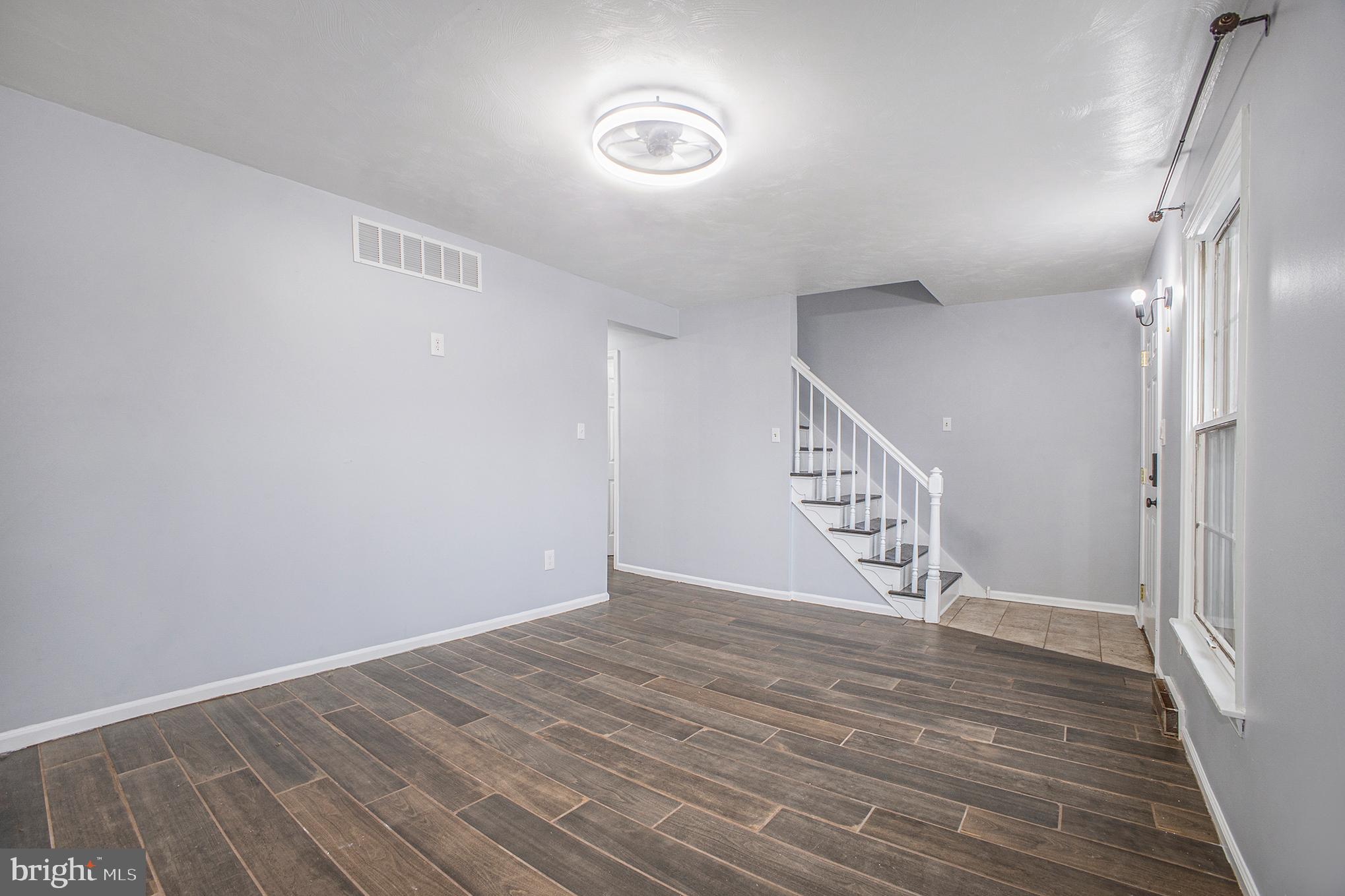 126 ROBODA BOULEVARD