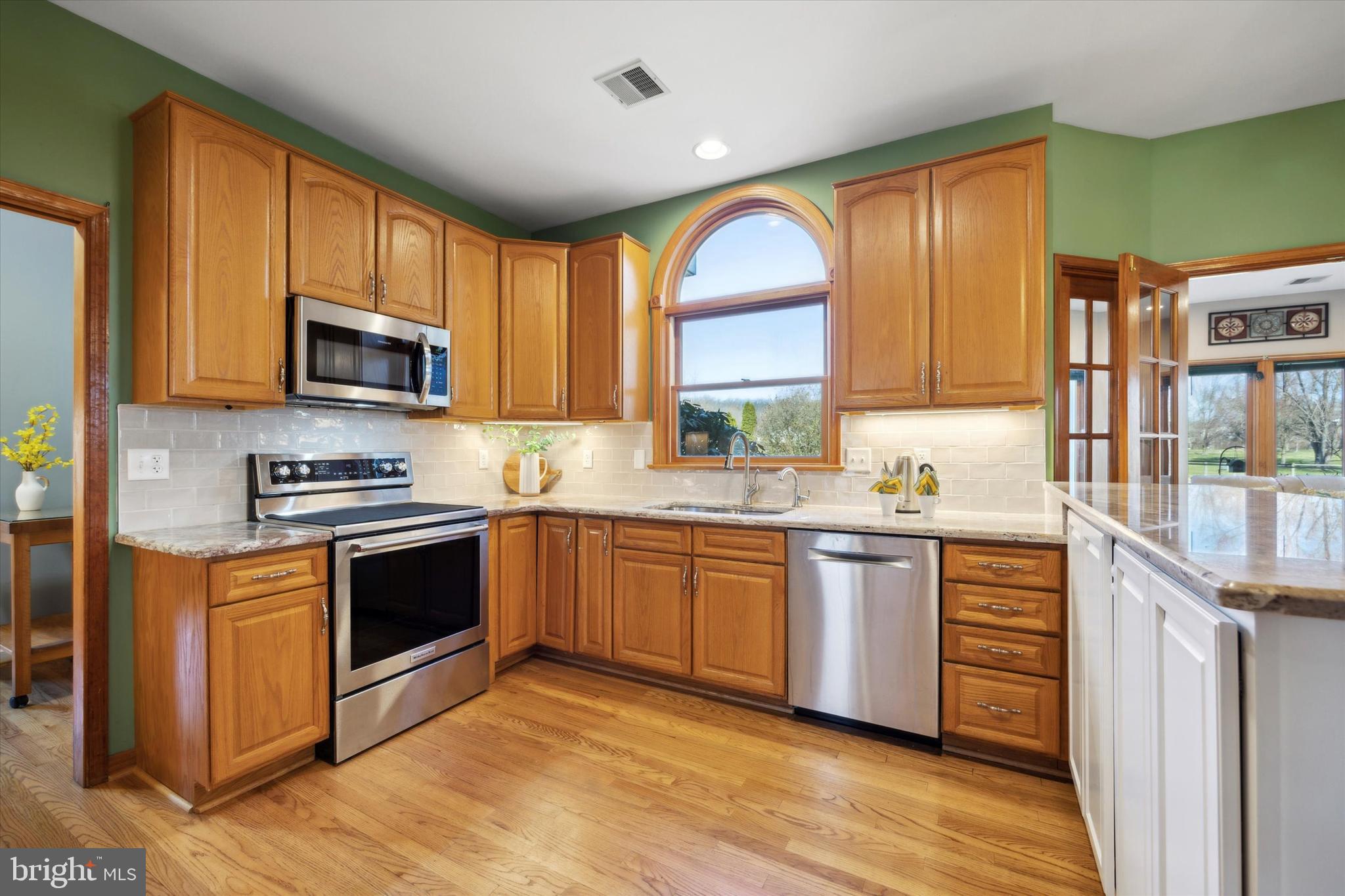 1330 OLD SUMNEYTOWN PIKE