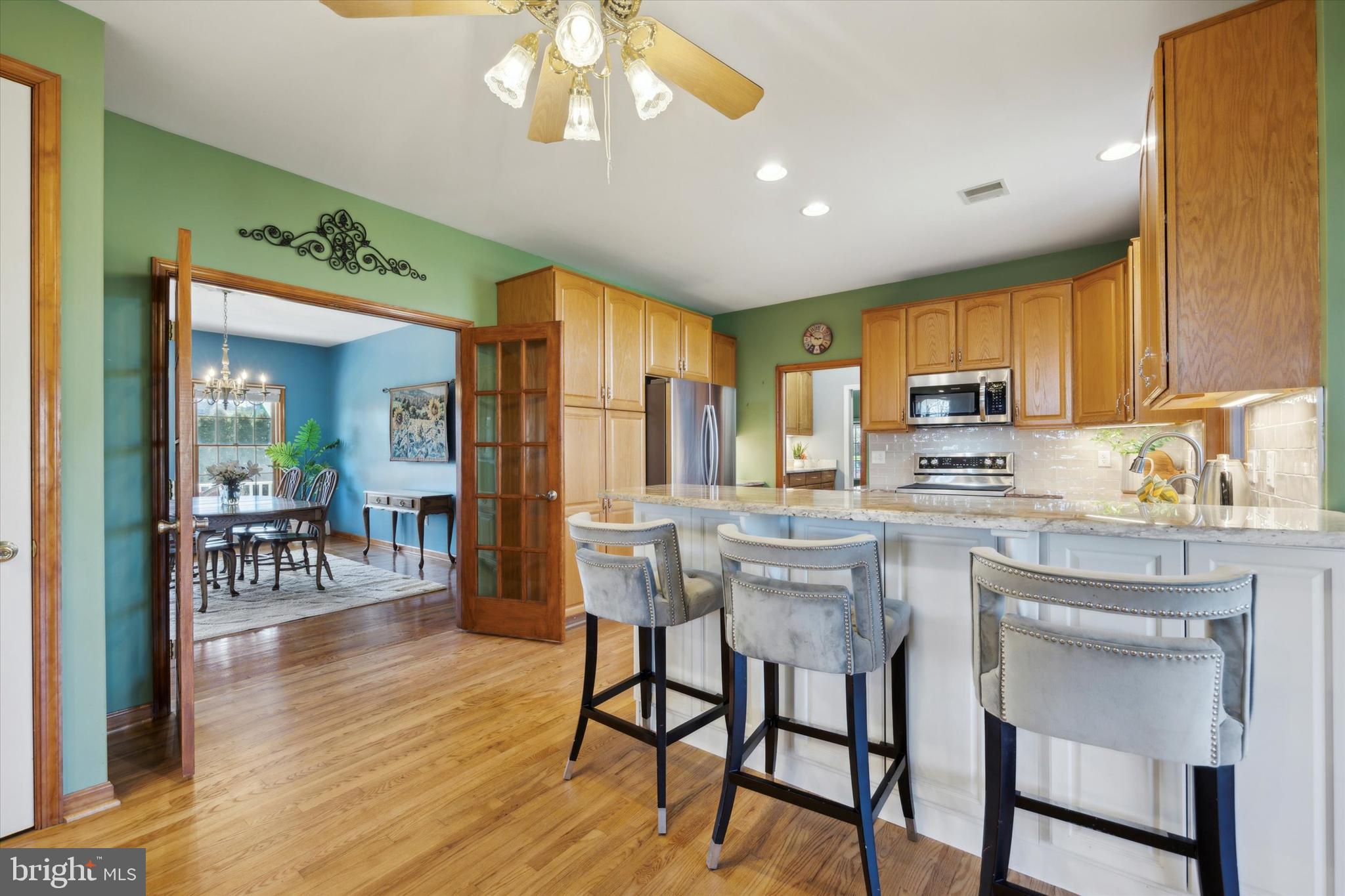 1330 OLD SUMNEYTOWN PIKE