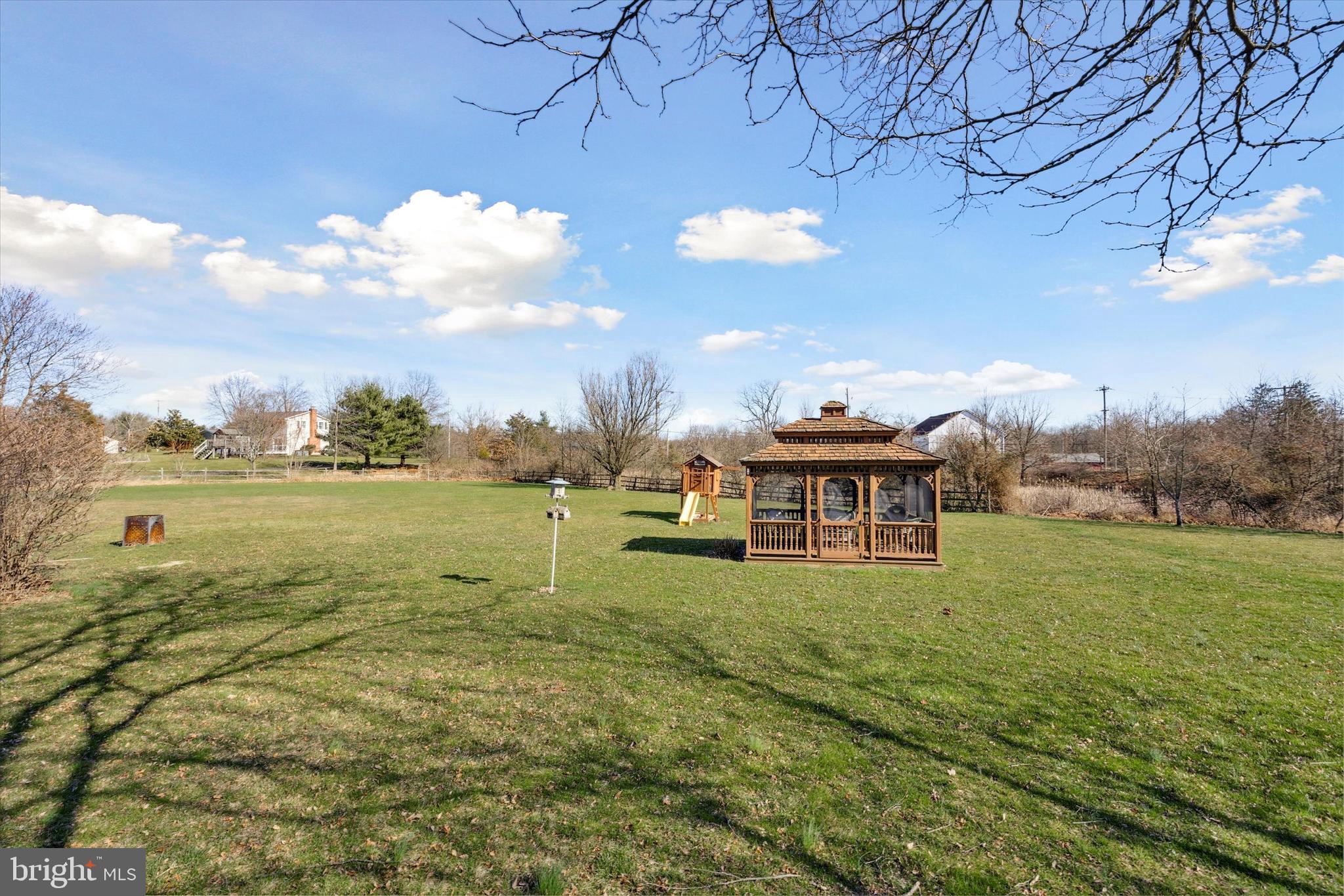 1330 OLD SUMNEYTOWN PIKE