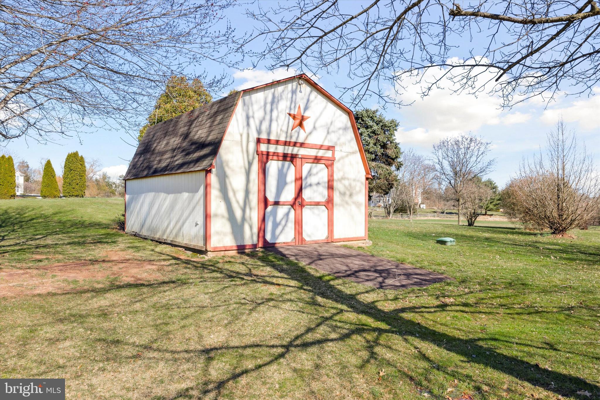 1330 OLD SUMNEYTOWN PIKE