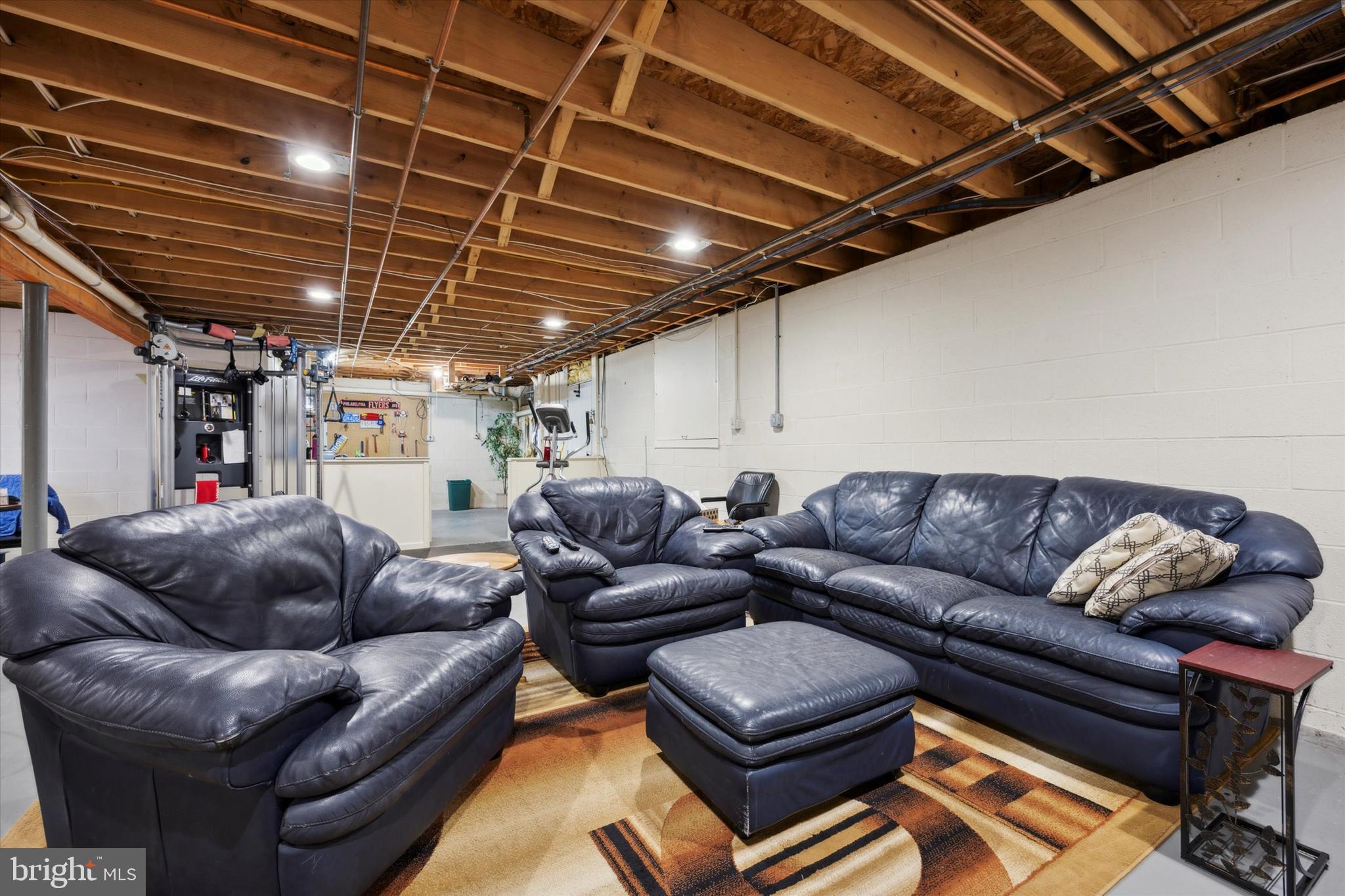 1330 OLD SUMNEYTOWN PIKE