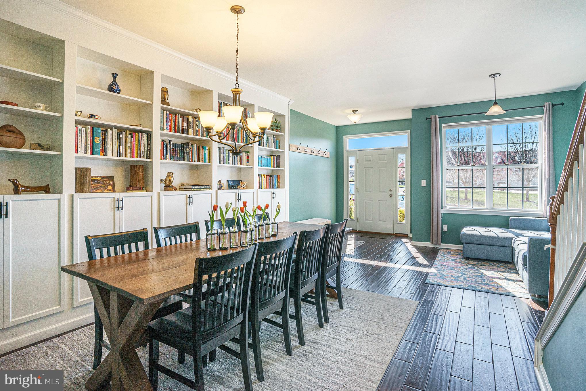 367 MANOR CIRCLE