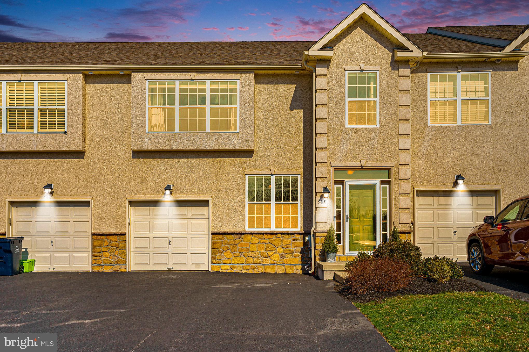 367 MANOR CIRCLE