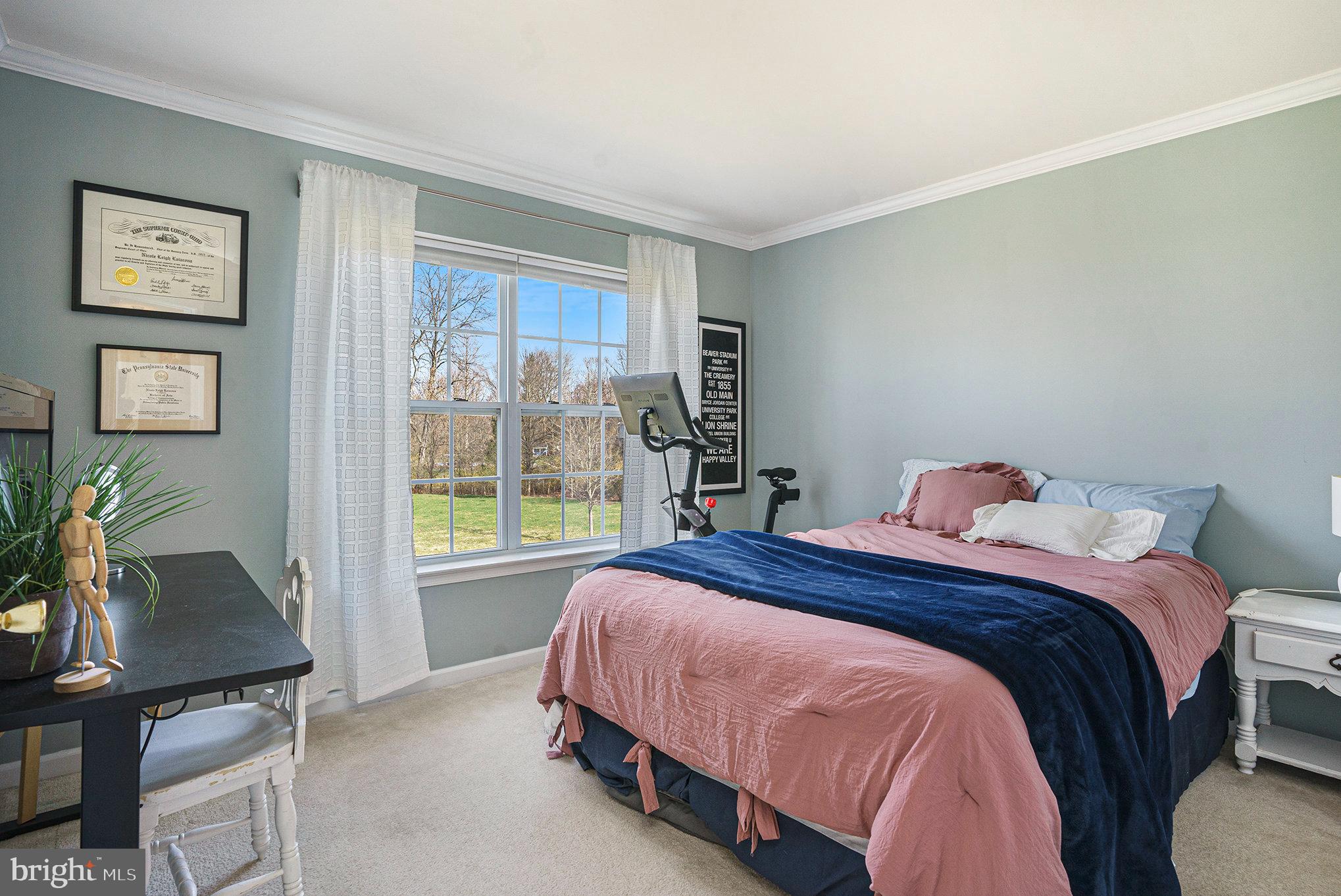 367 MANOR CIRCLE