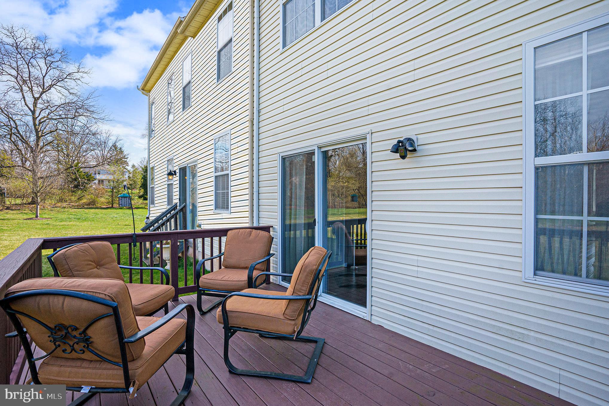 367 MANOR CIRCLE
