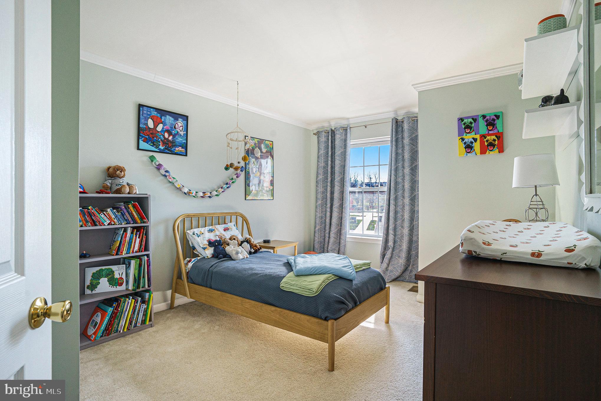 367 MANOR CIRCLE