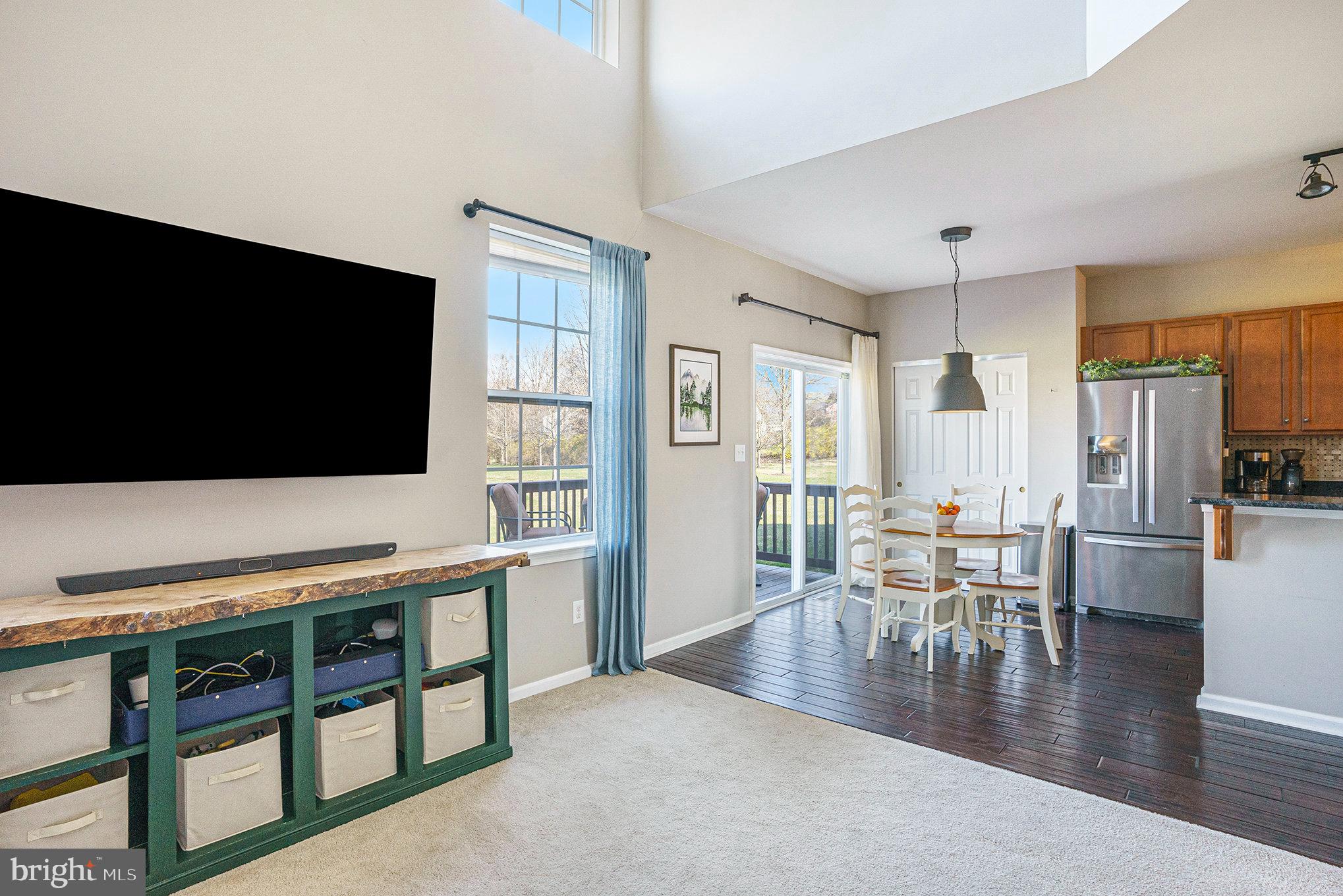 367 MANOR CIRCLE