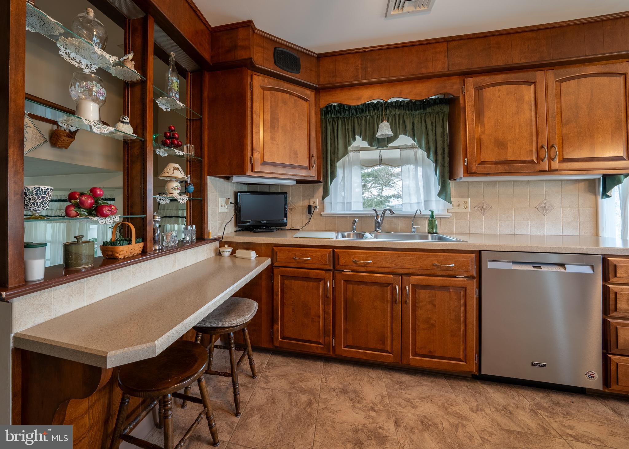 398 HOFFMANSVILLE ROAD