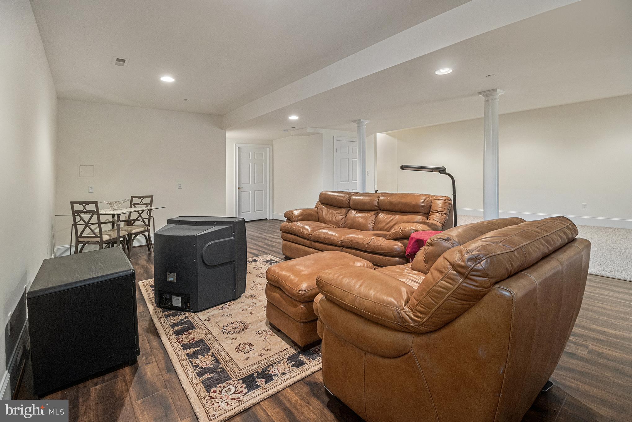 2471 MERRI CLAUDE DRIVE