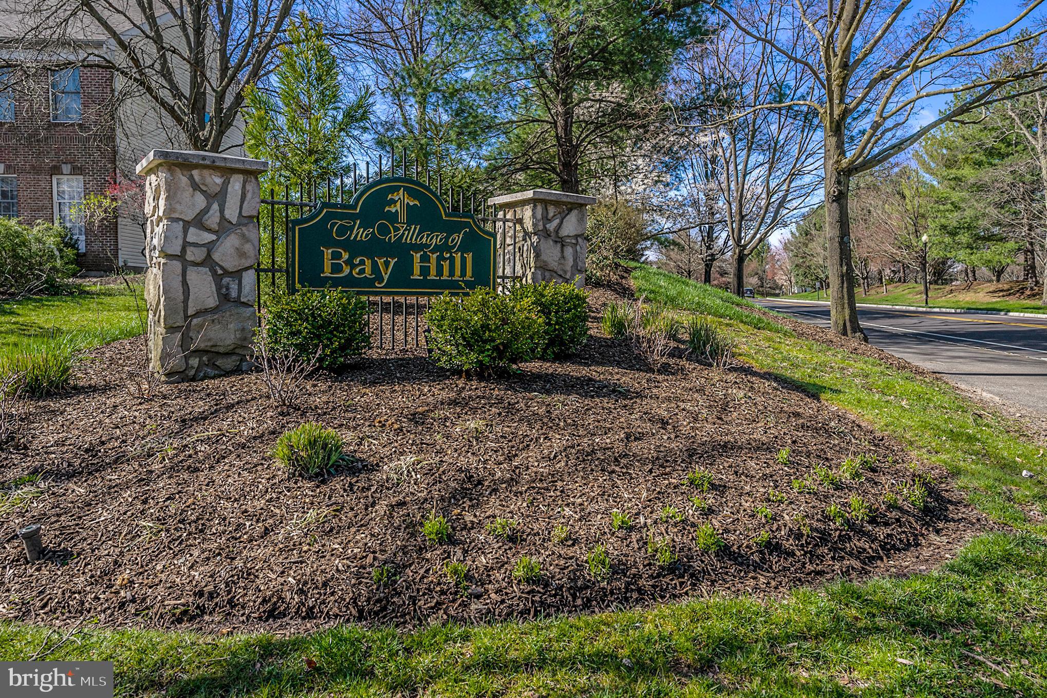 119 BAY HILL DRIVE