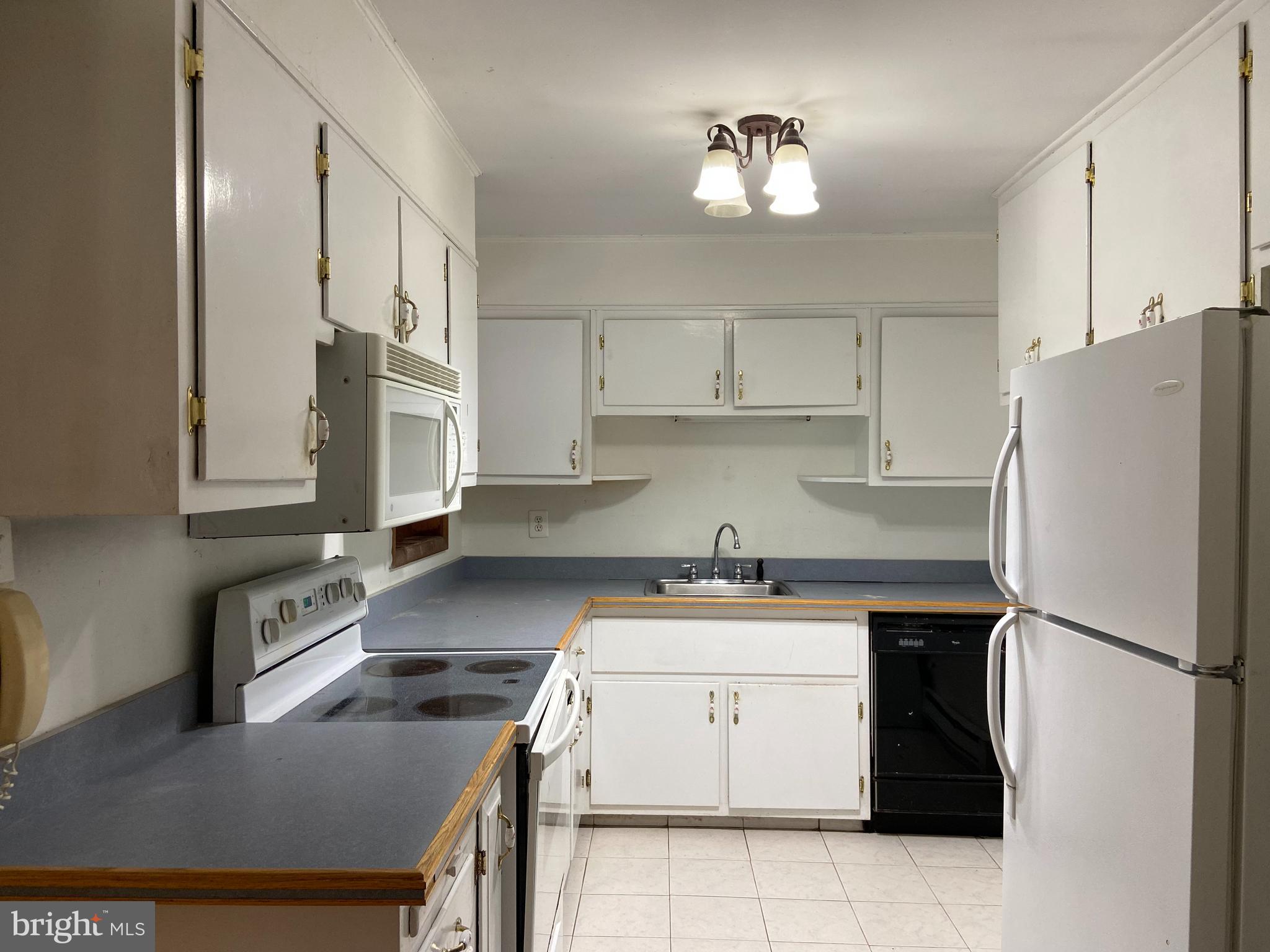 41 LAUBERT ROAD
